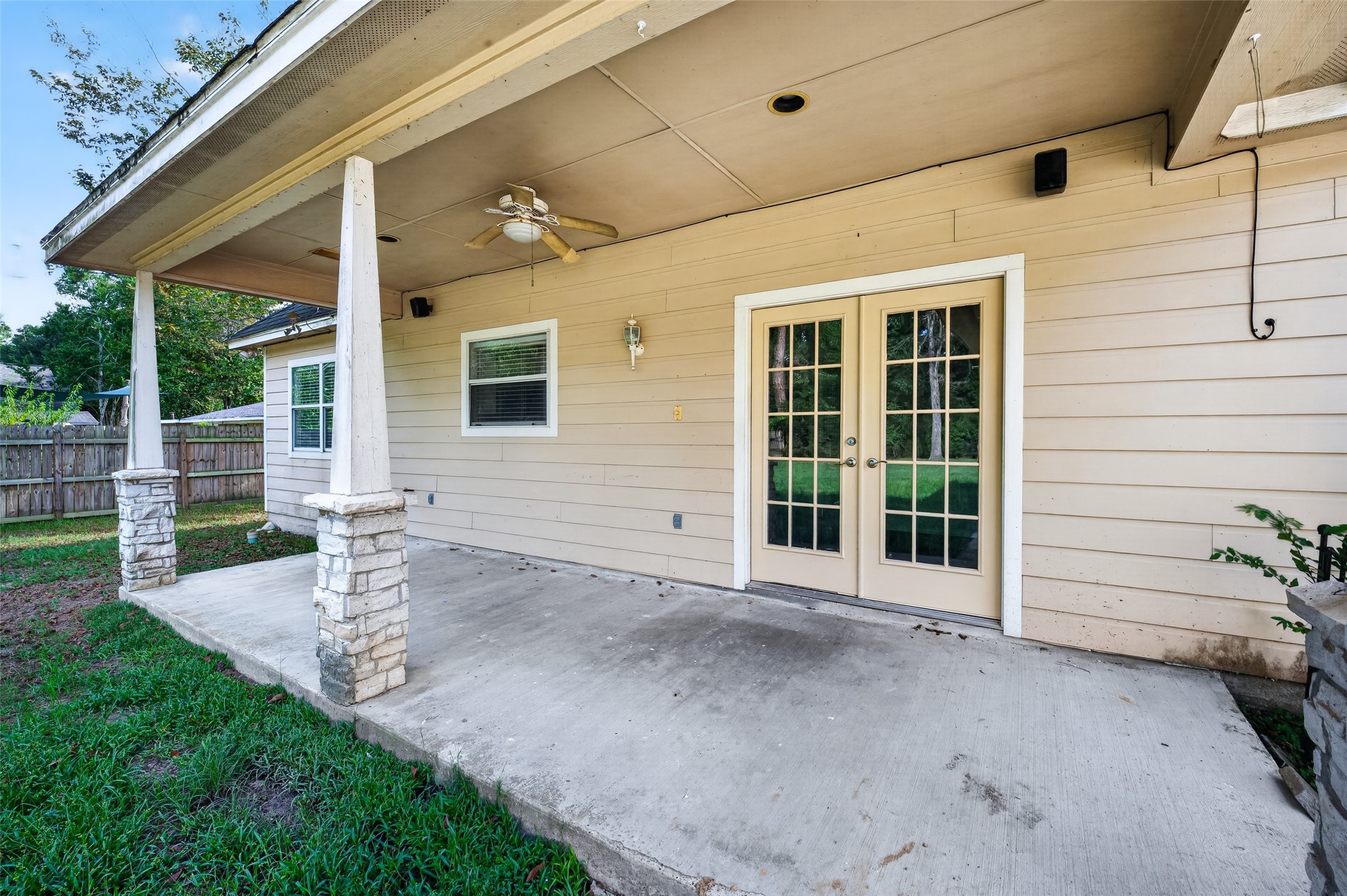 8710 Kerr Drive Property Photo 7