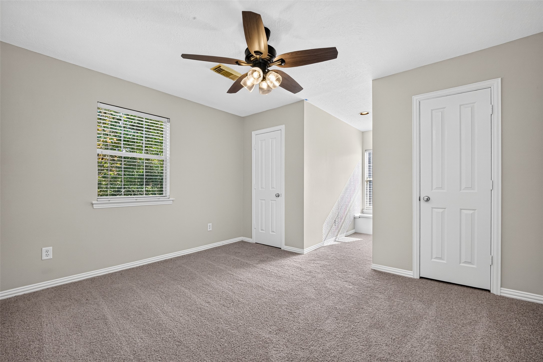 8710 Kerr Drive Property Photo 28