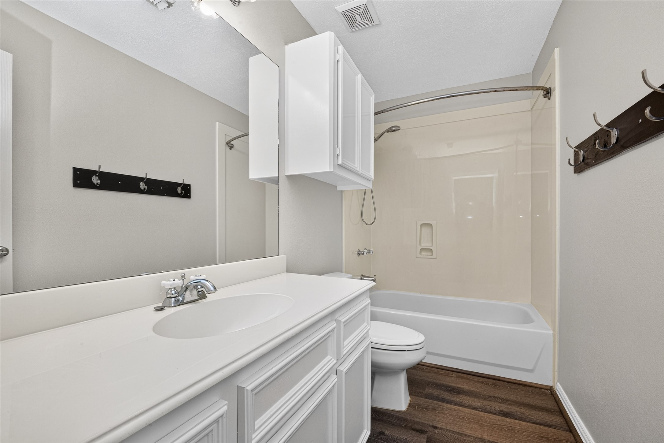 8710 Kerr Drive Property Photo 32