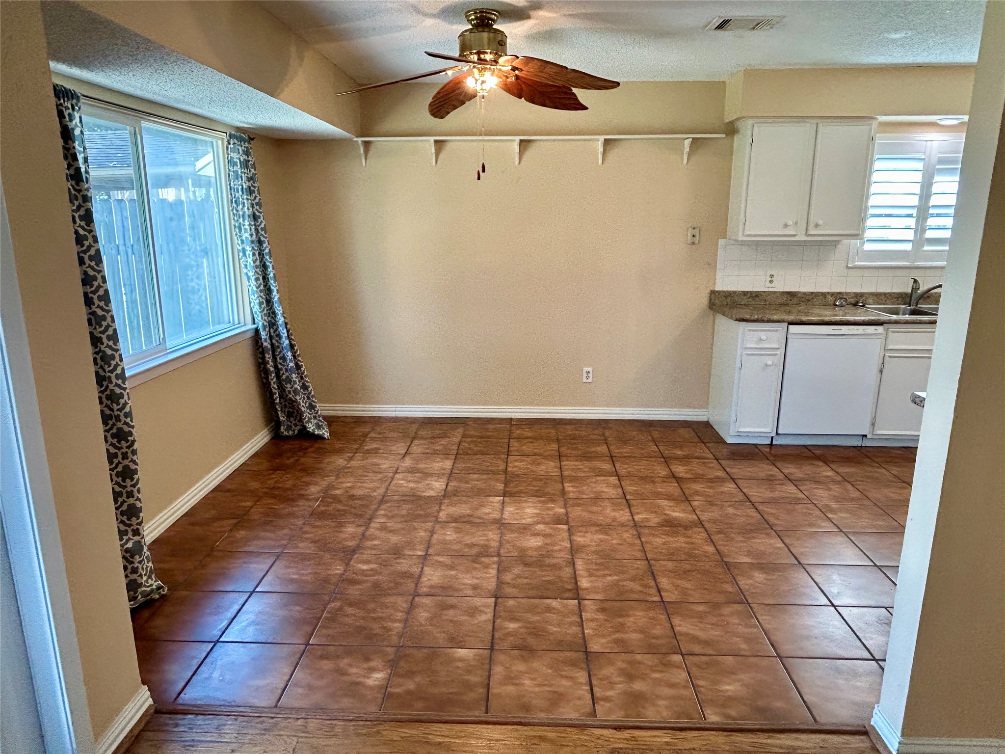22330 Coriander Drive Property Photo 5