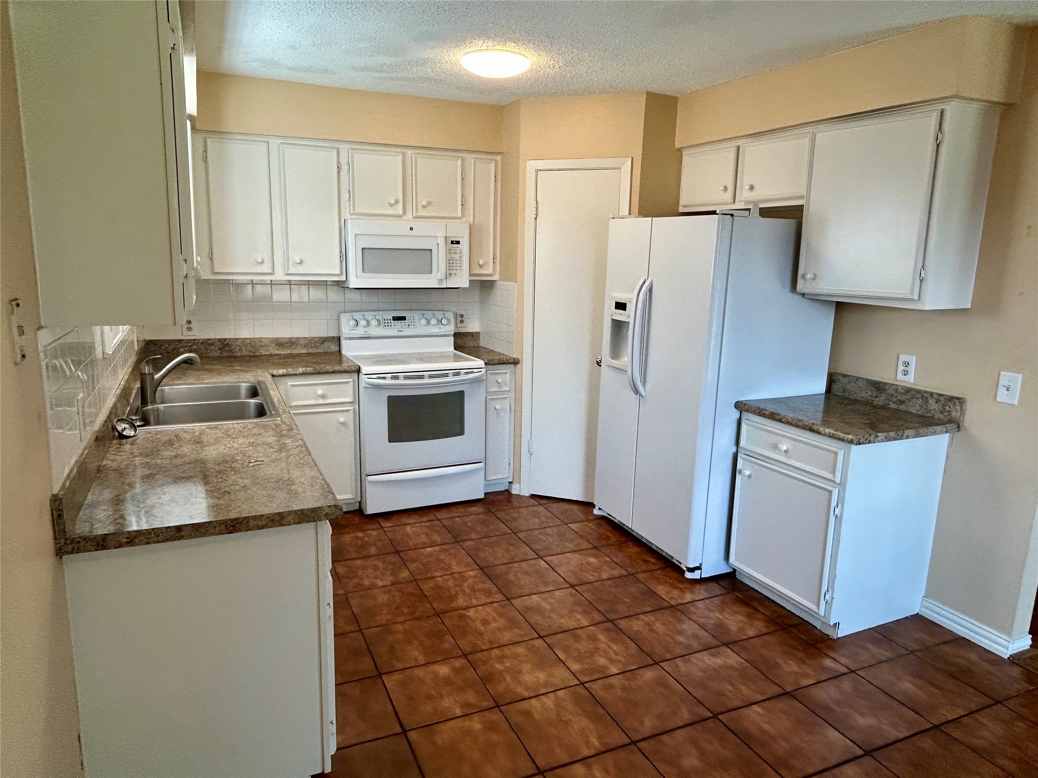 22330 Coriander Drive Property Photo 8