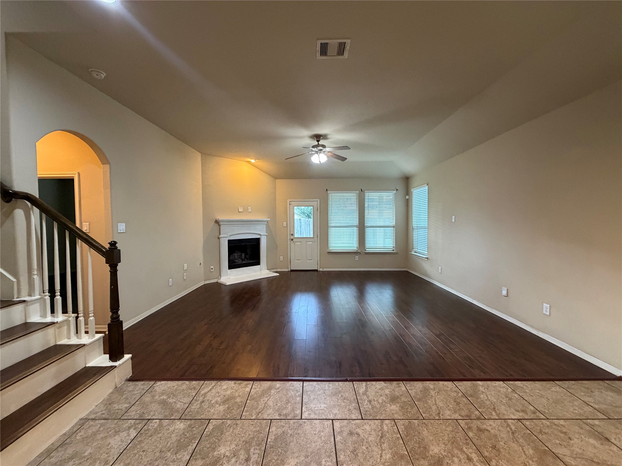 2810 Seabold Drive Property Photo 3