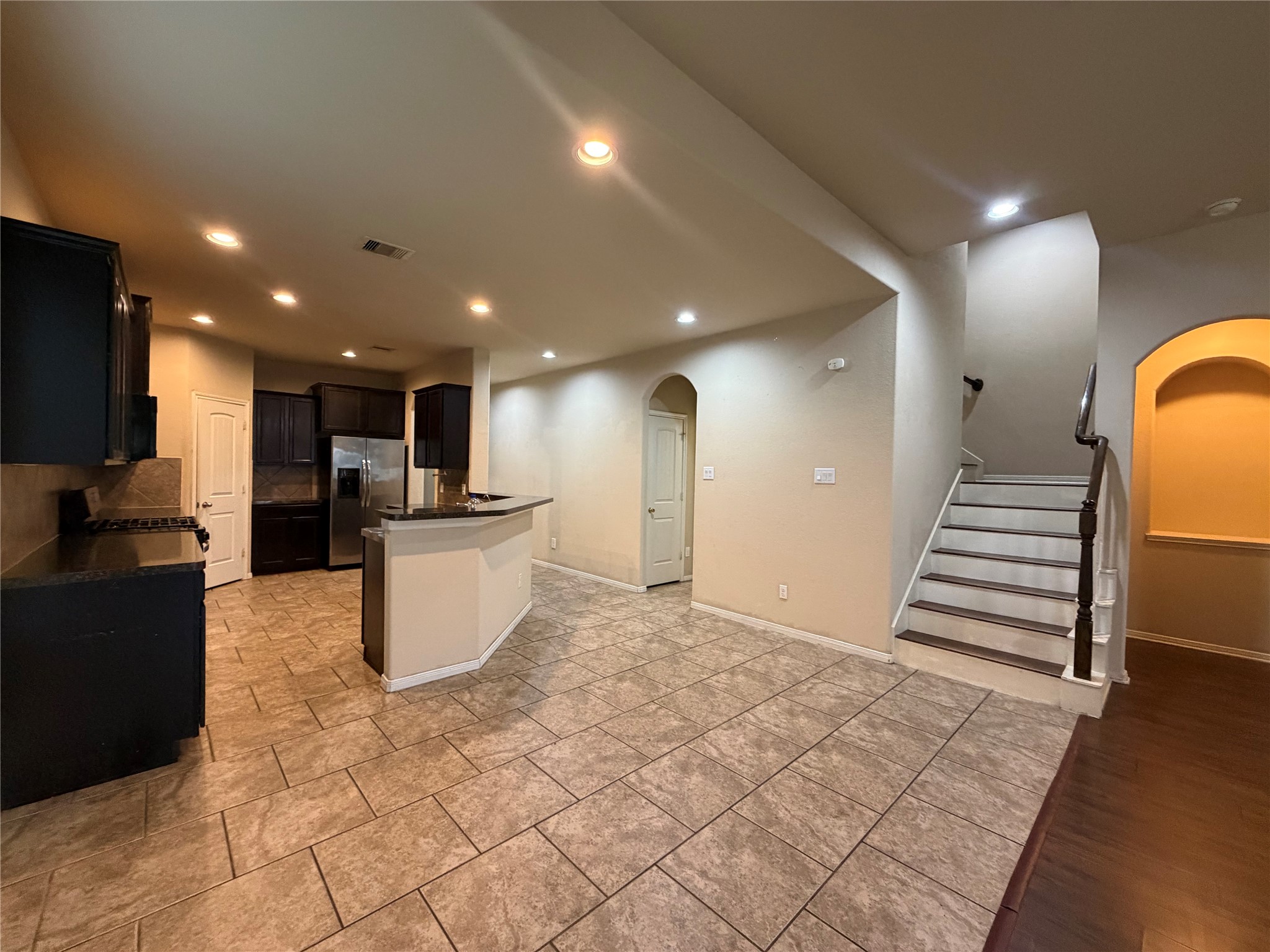 2810 Seabold Drive Property Photo 4