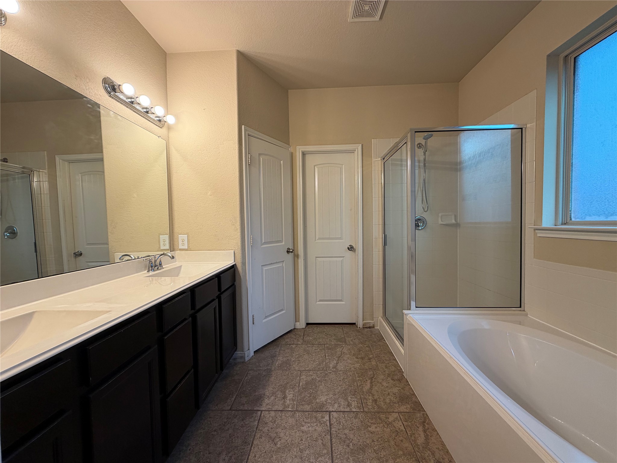 2810 Seabold Drive Property Photo 12