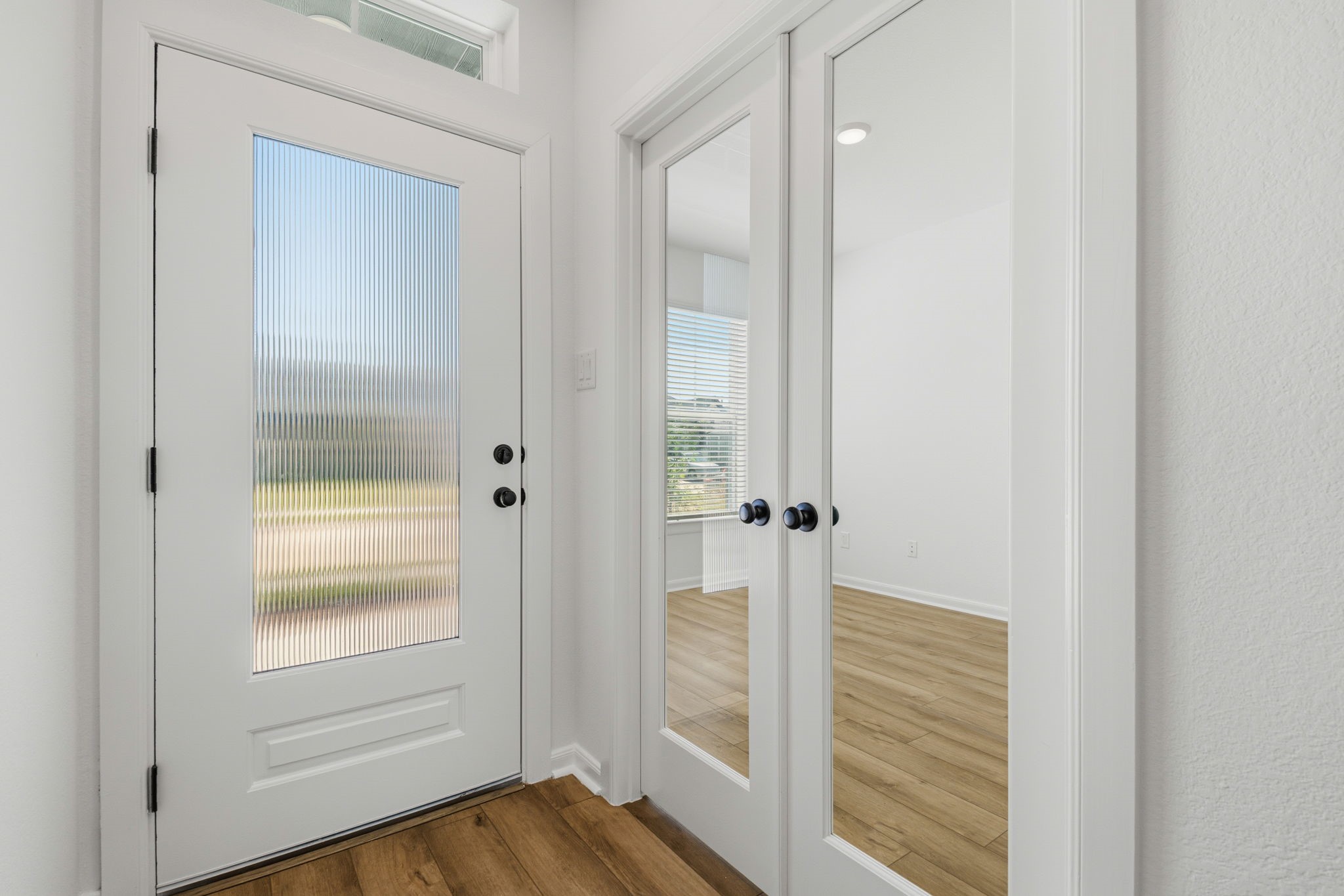 17043 Luminous Ln Property Photo 5