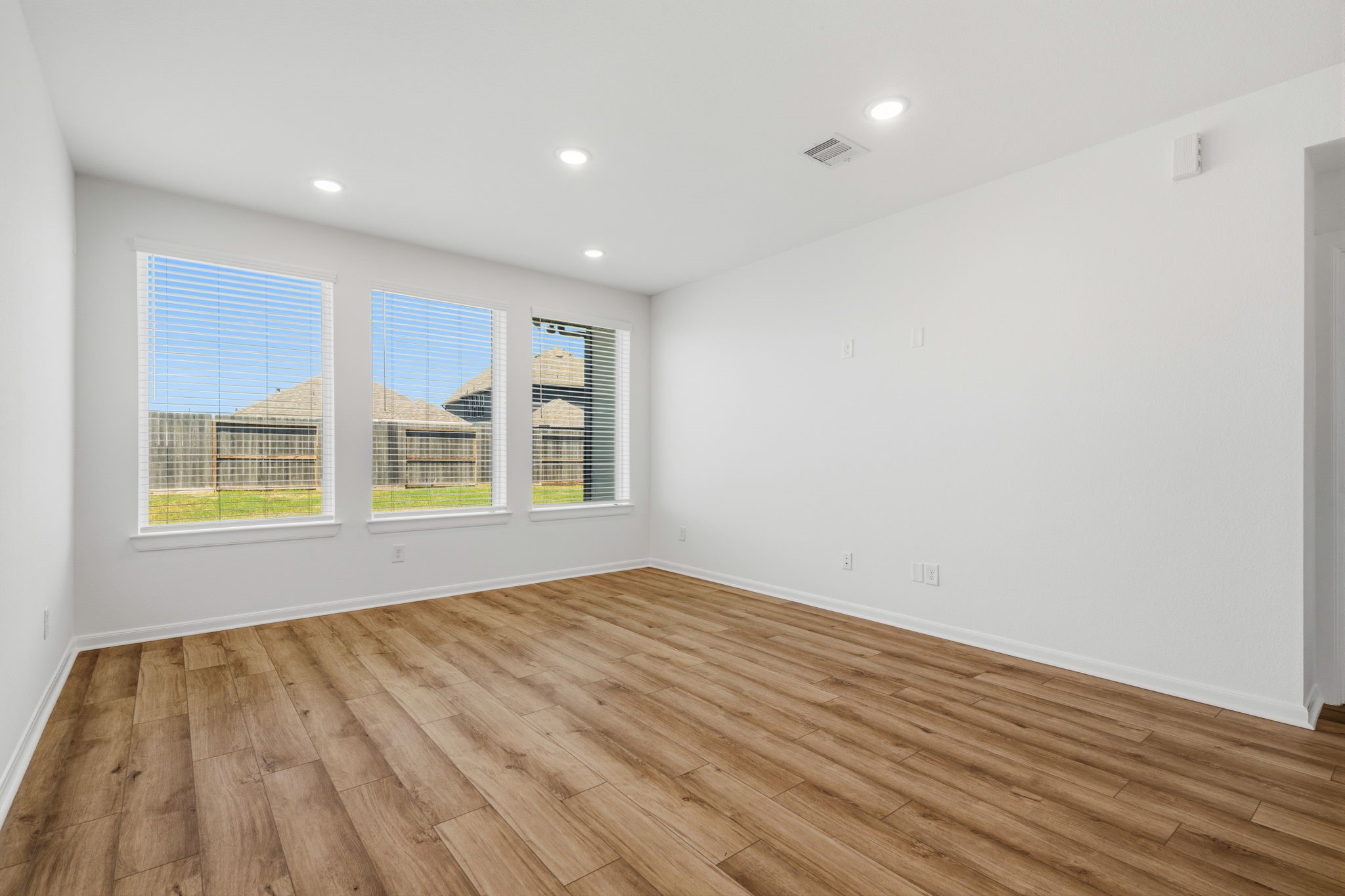 17043 Luminous Ln Property Photo 10