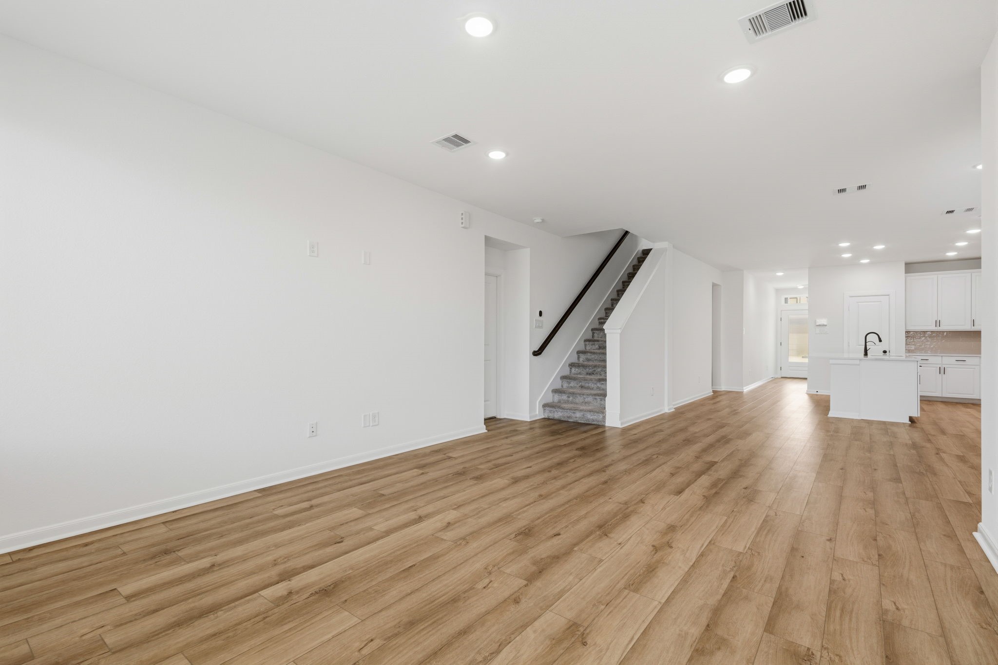 17043 Luminous Ln Property Photo 11