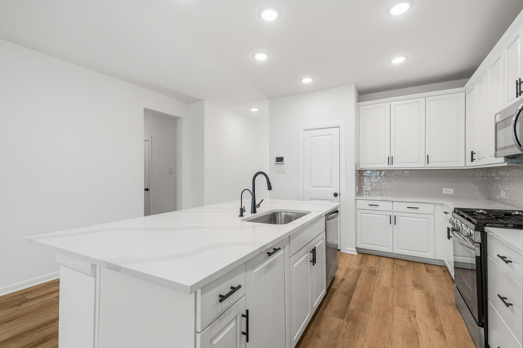 17043 Luminous Ln Property Photo 16