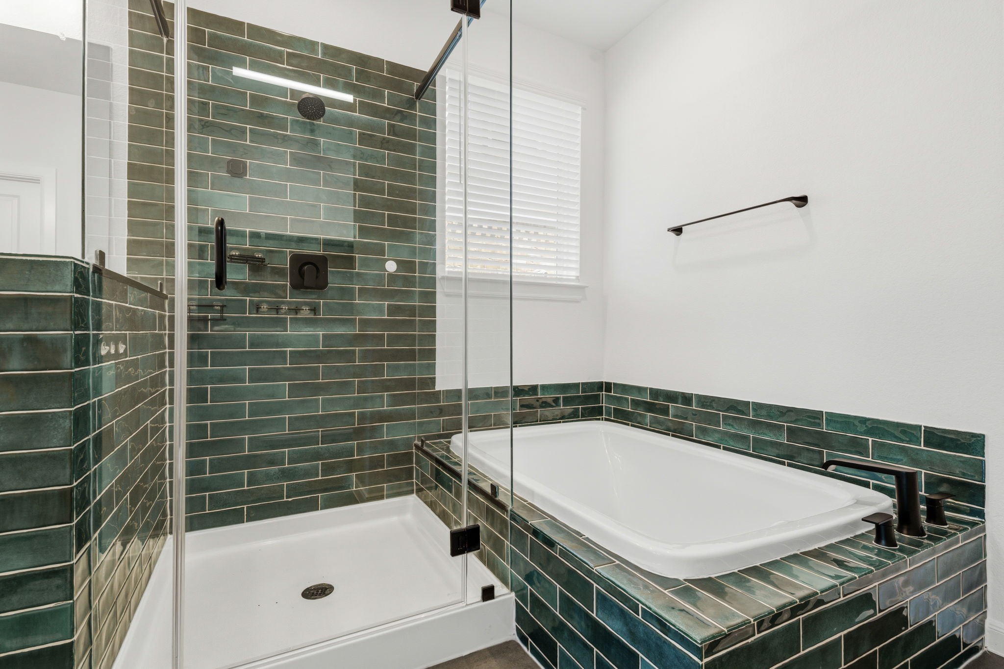 17043 Luminous Ln Property Photo 21