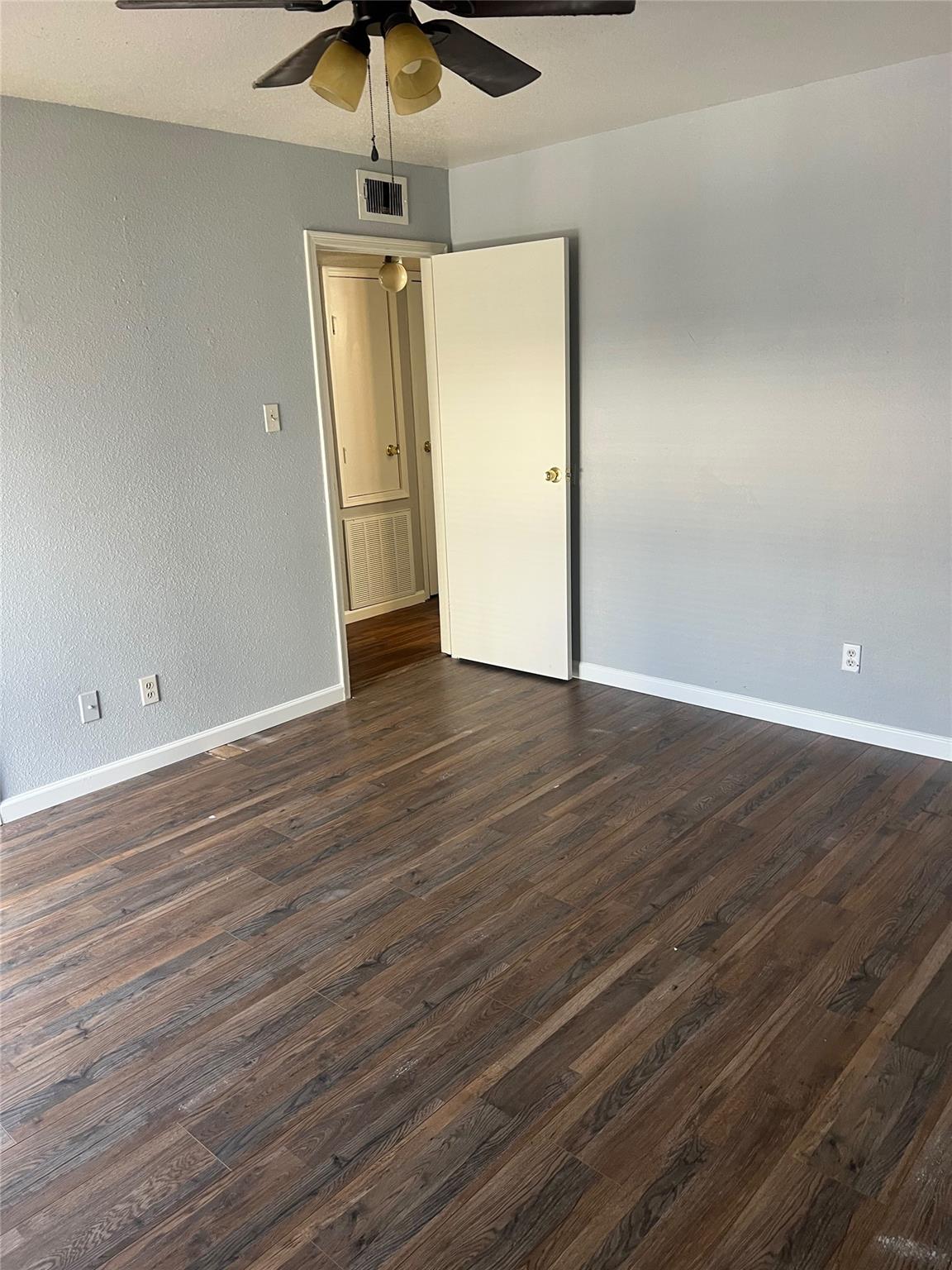 12500 Sandpiper Drive # 28, Houston Tx 77035 Property Photo 8