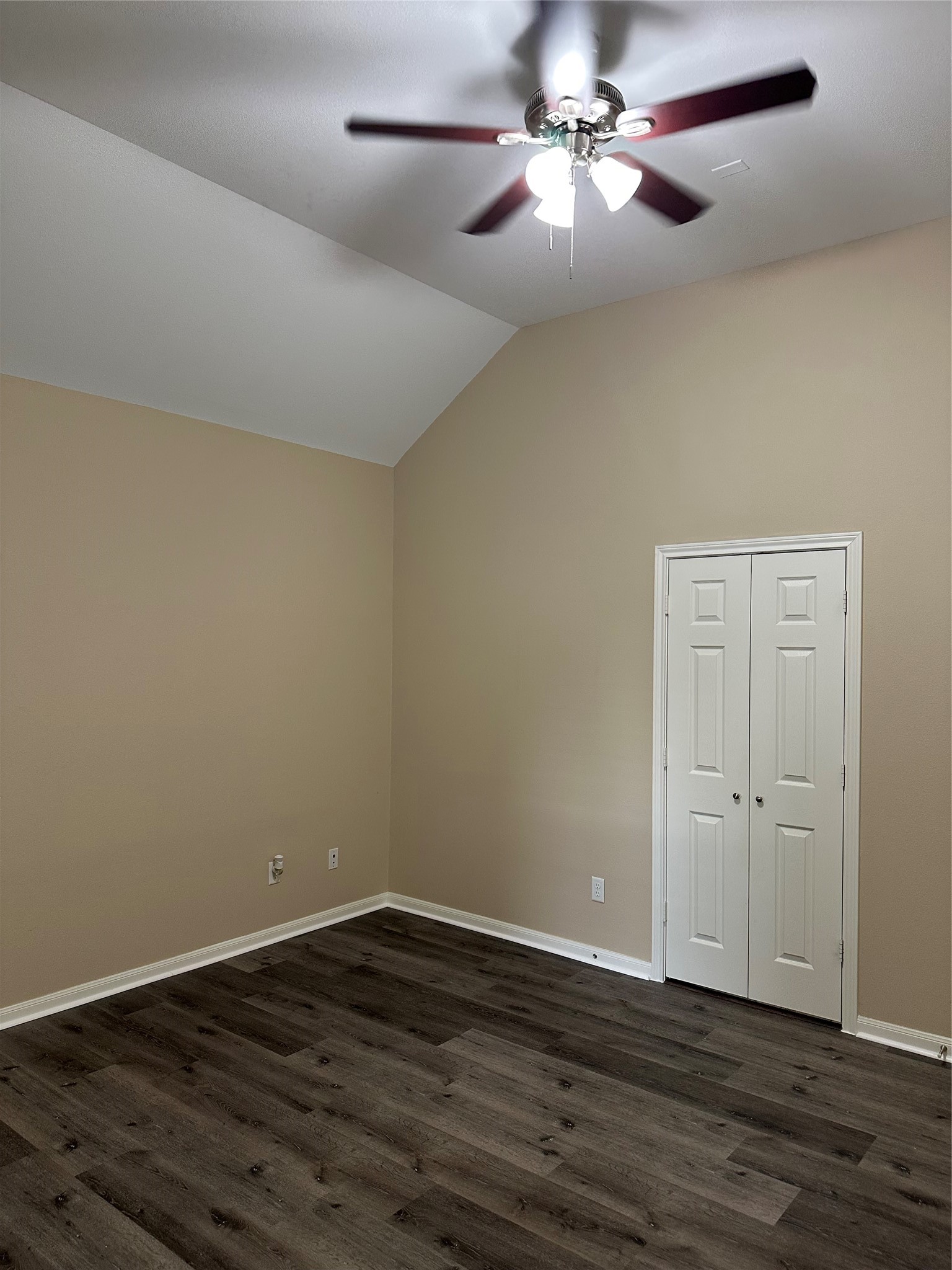984 Arbor Glen Property Photo 19