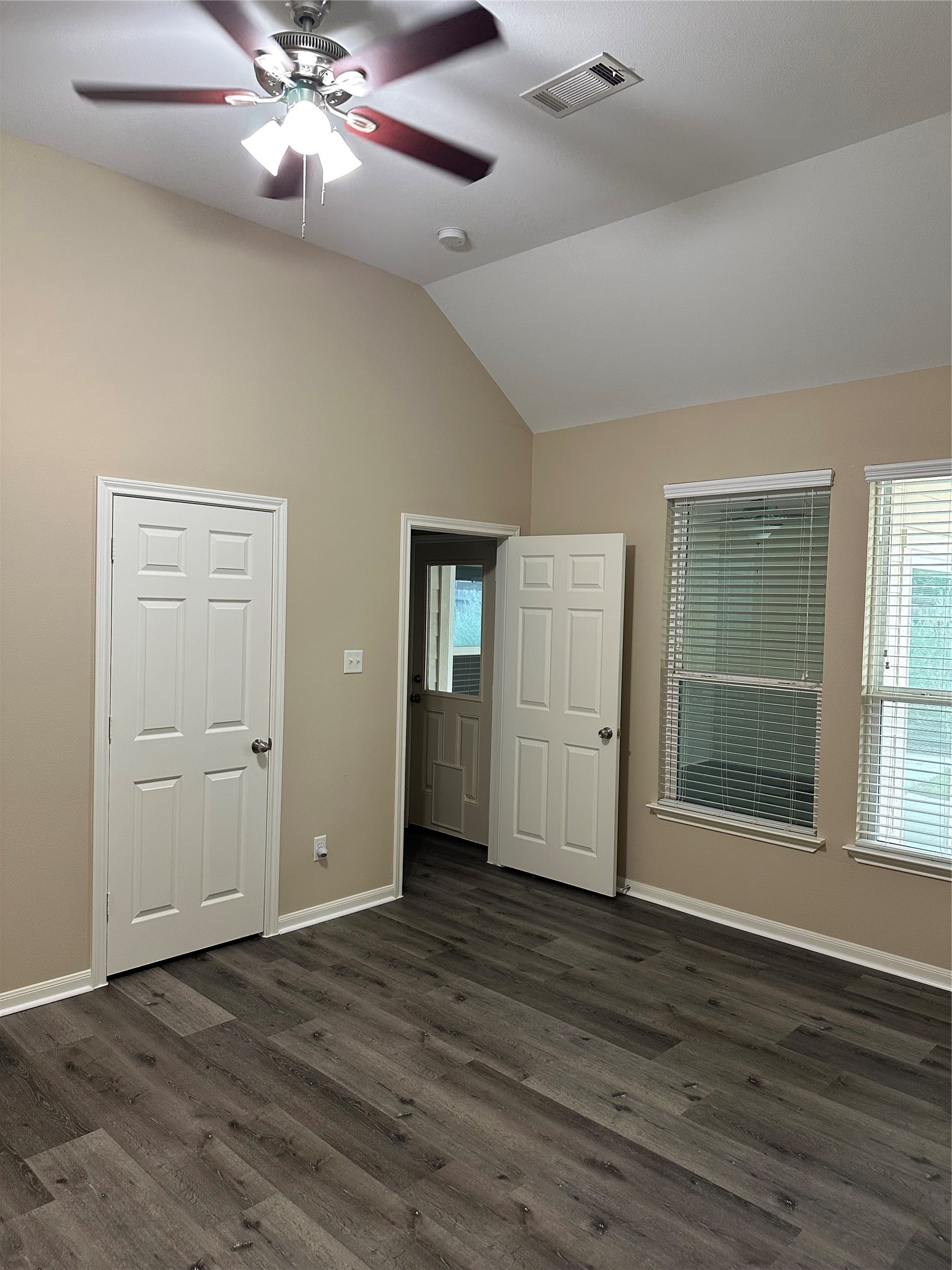 984 Arbor Glen Property Photo 21