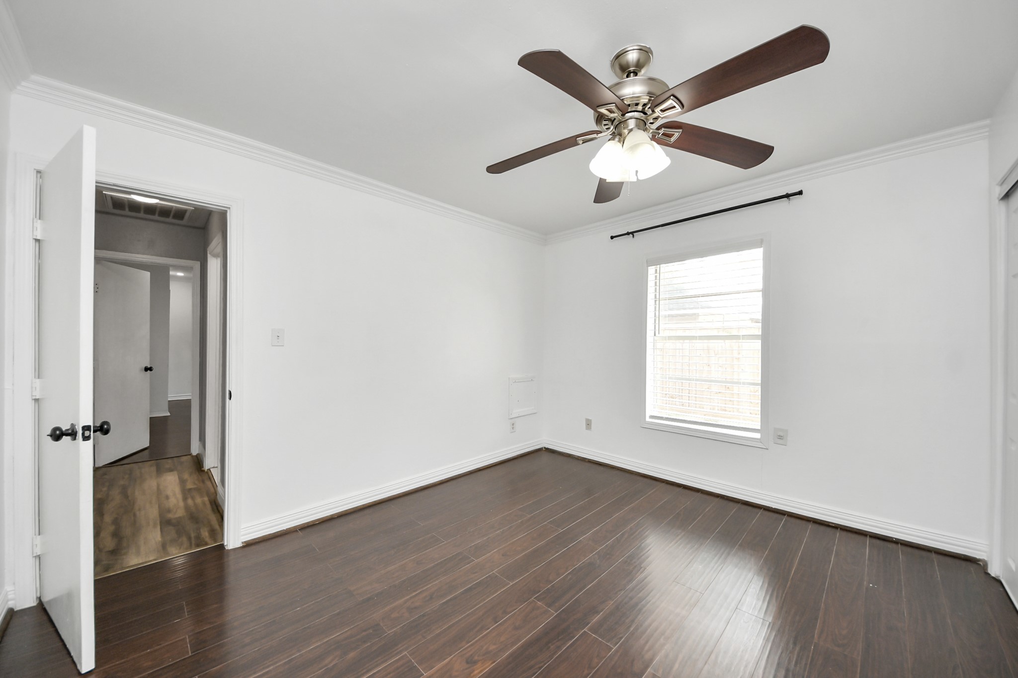 311 N Milby Street Property Photo 20