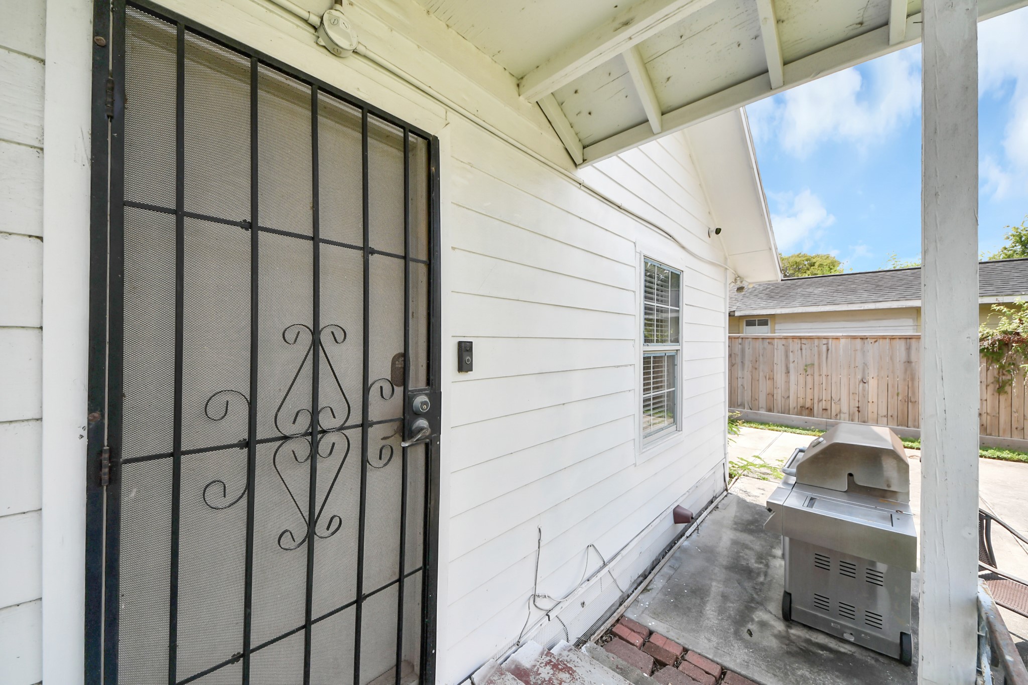 311 N Milby Street Property Photo 23