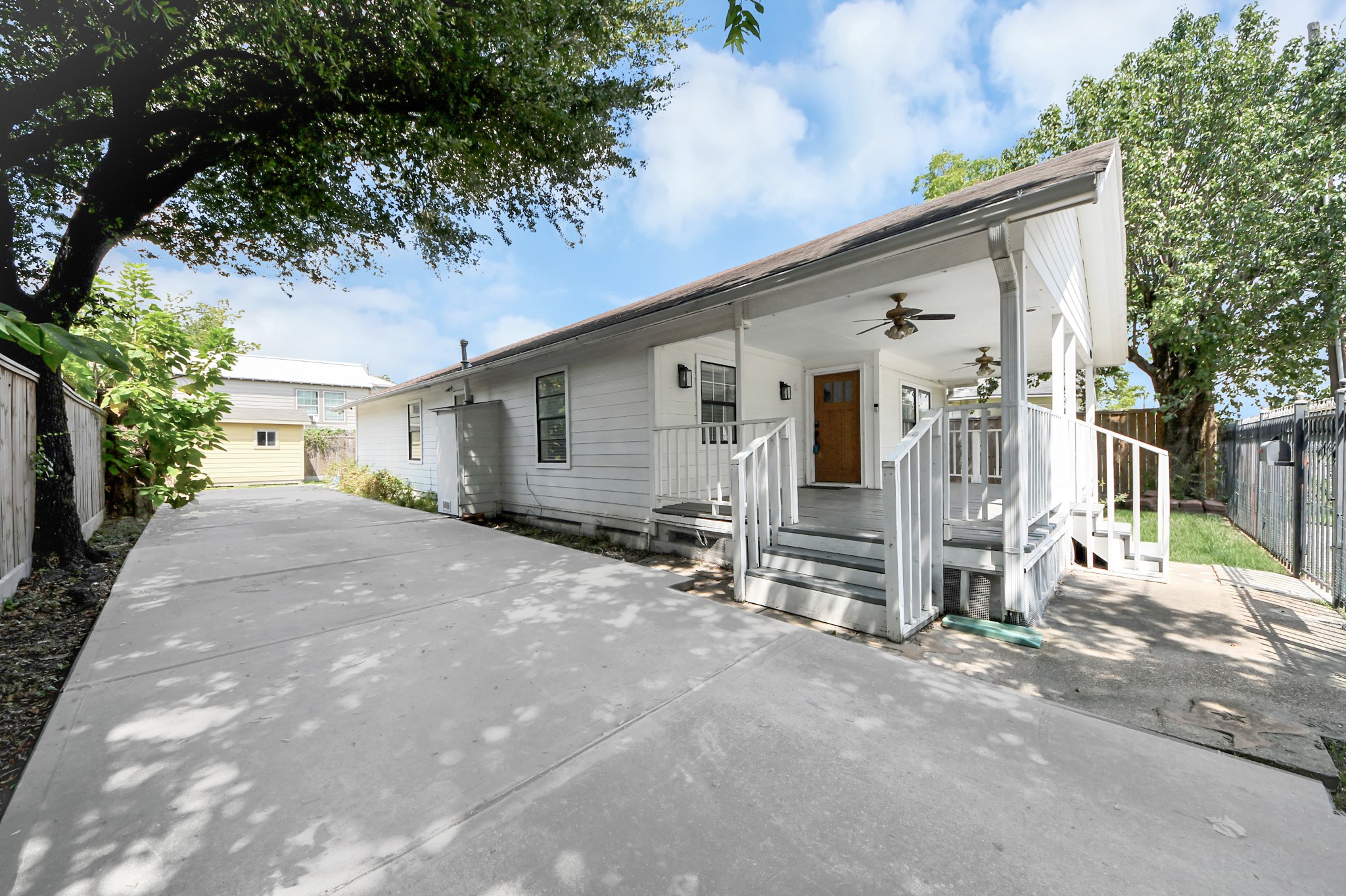 311 N Milby Street Property Photo 24