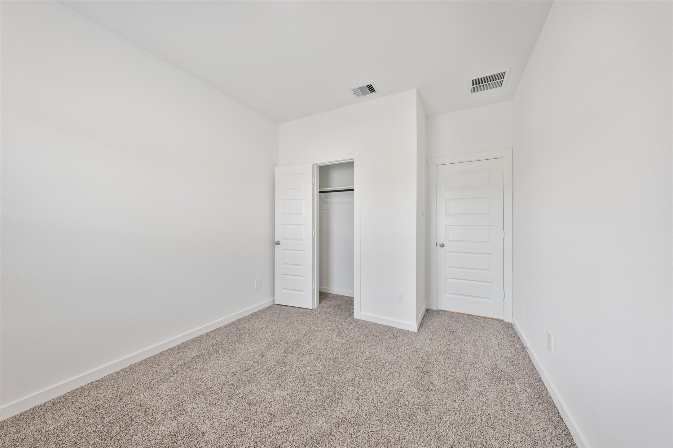 3123 Langley Bend Lane Property Photo 5