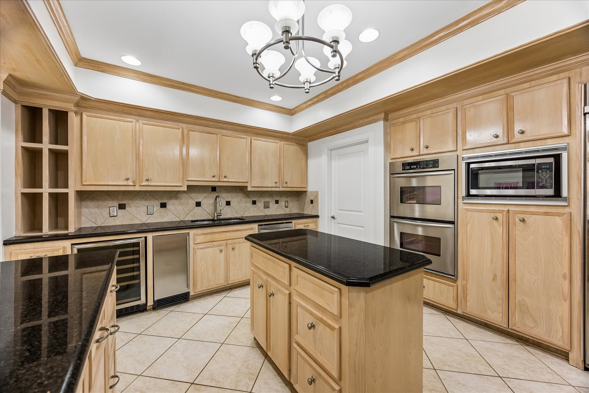 251 Malone Street Property Photo 4
