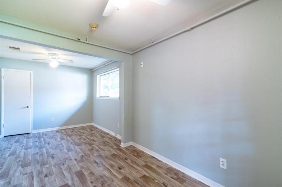 7621 Gleason Road Property Photo 5