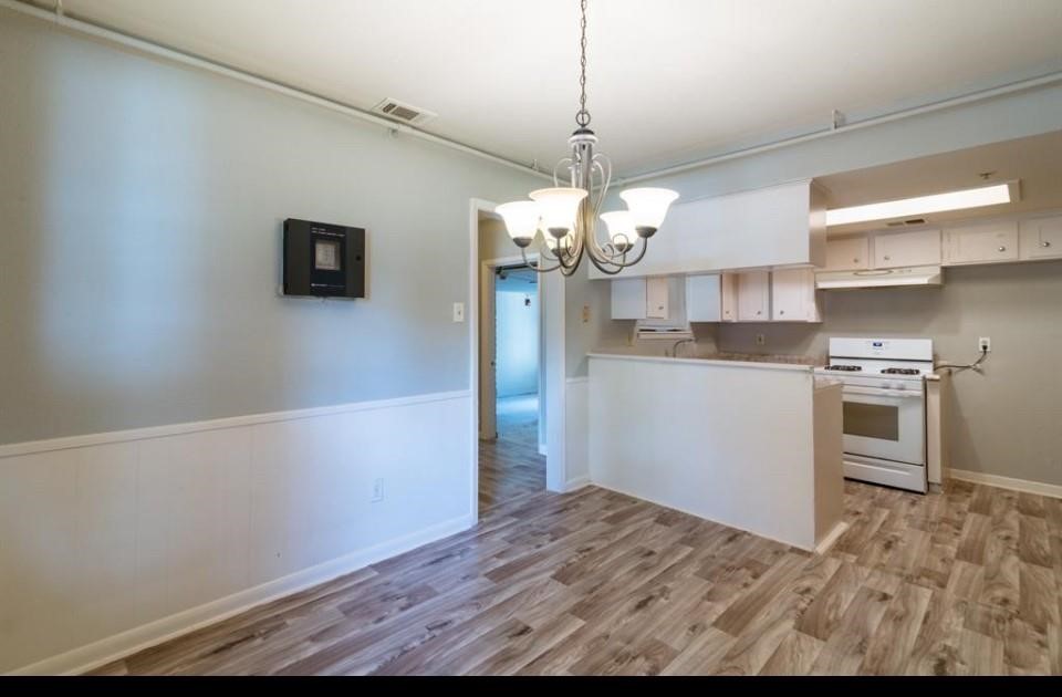 7621 Gleason Road Property Photo 18