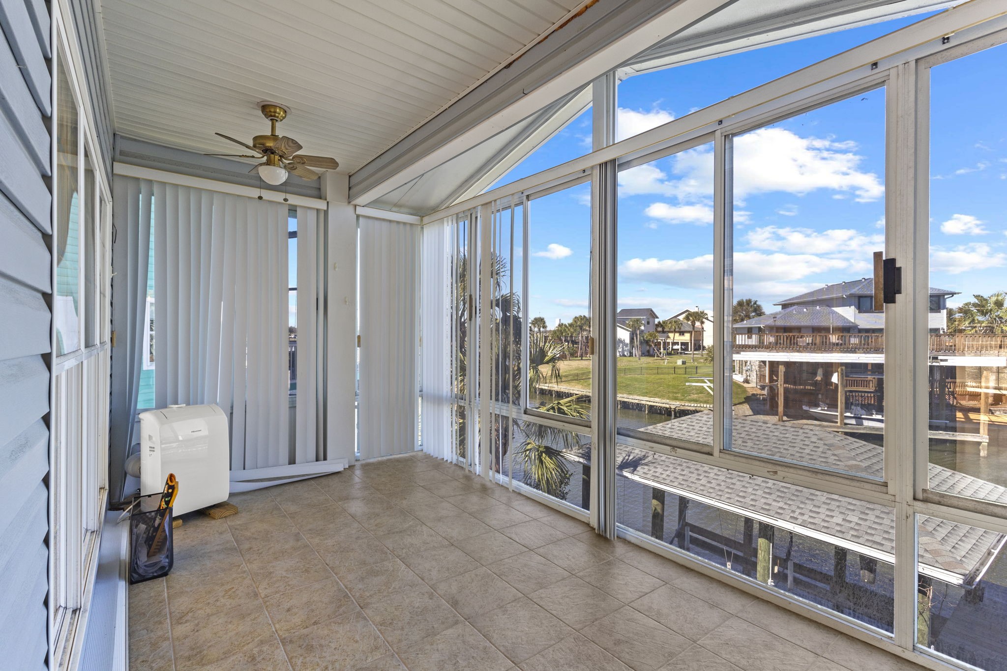900 Southwind Property Photo 32