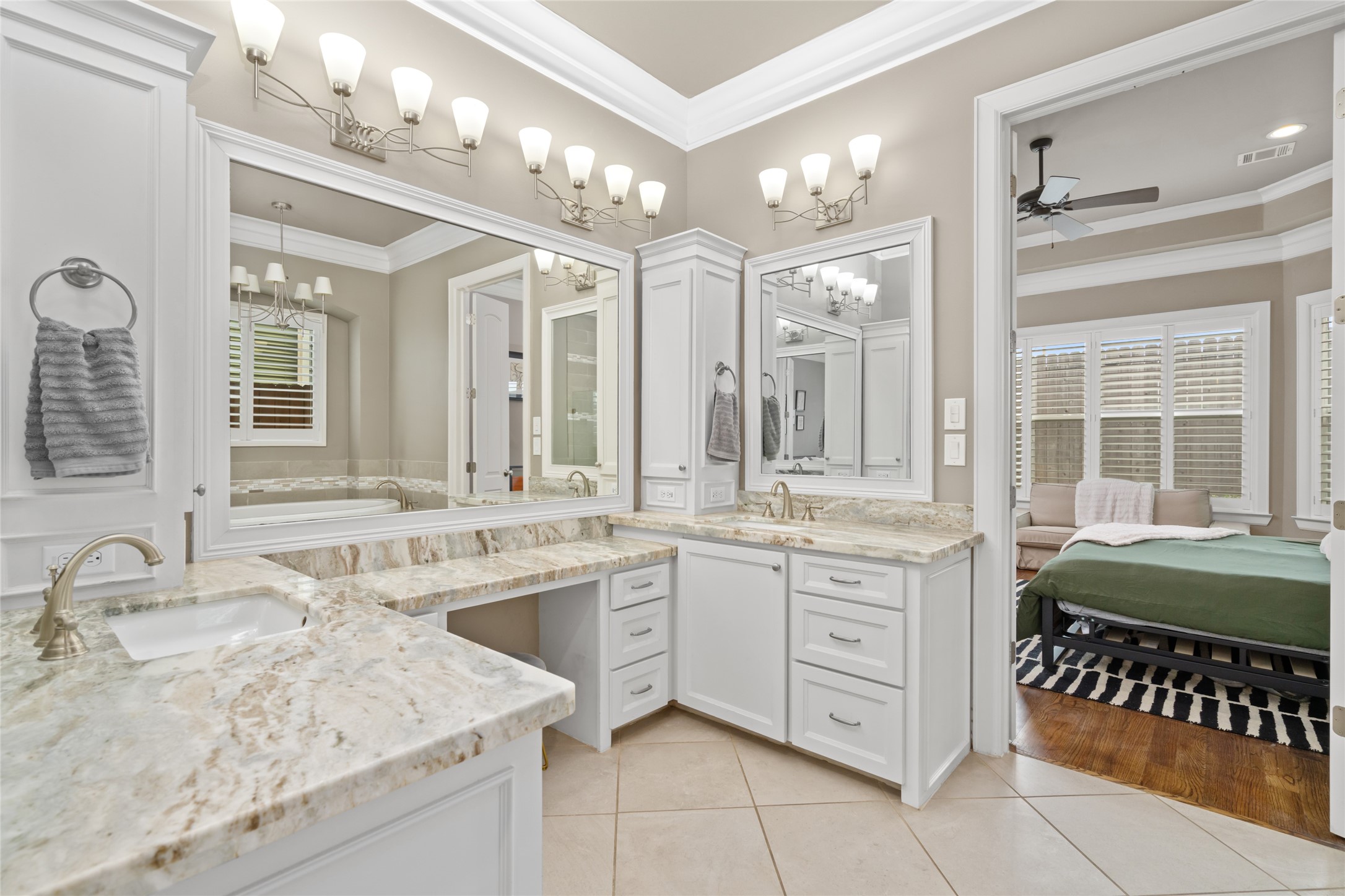 1631 Du Barry Lane Property Photo 14