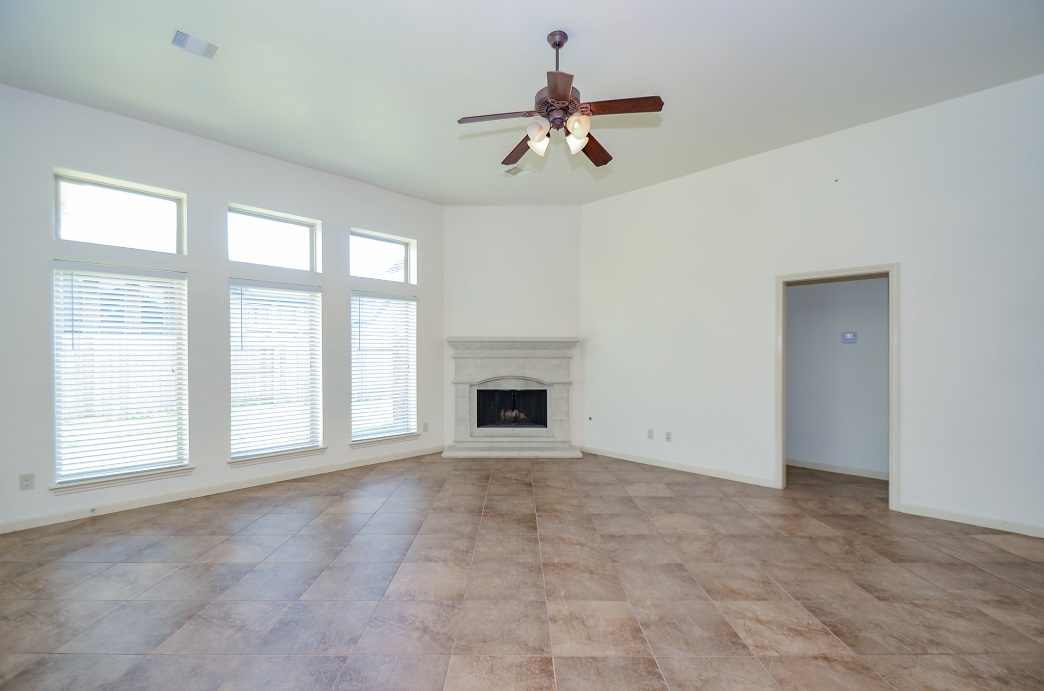 5611 Plum Point Court Property Photo 15