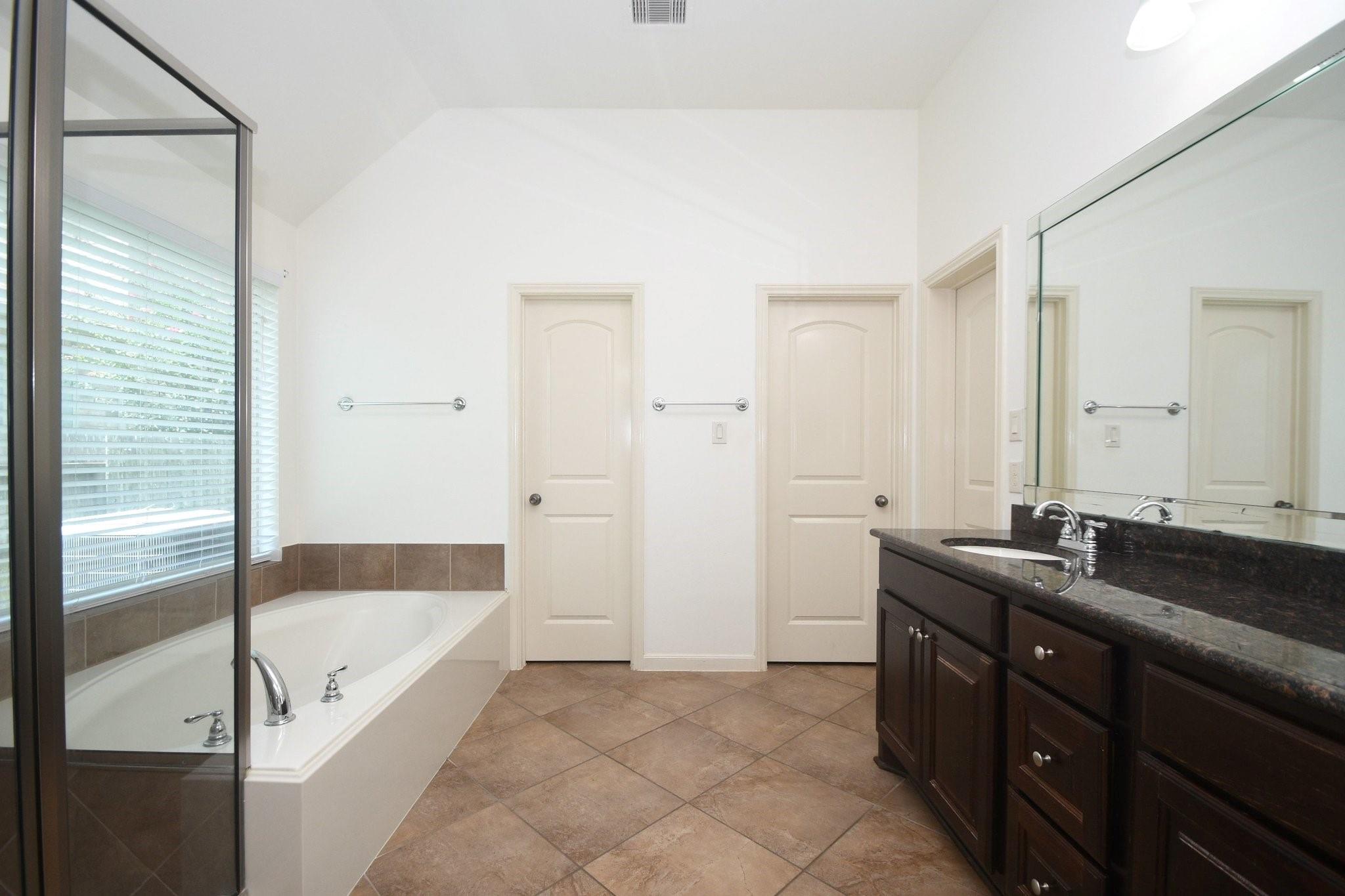 5611 Plum Point Court, Sugar Land Tx 77479 Property Photo 32