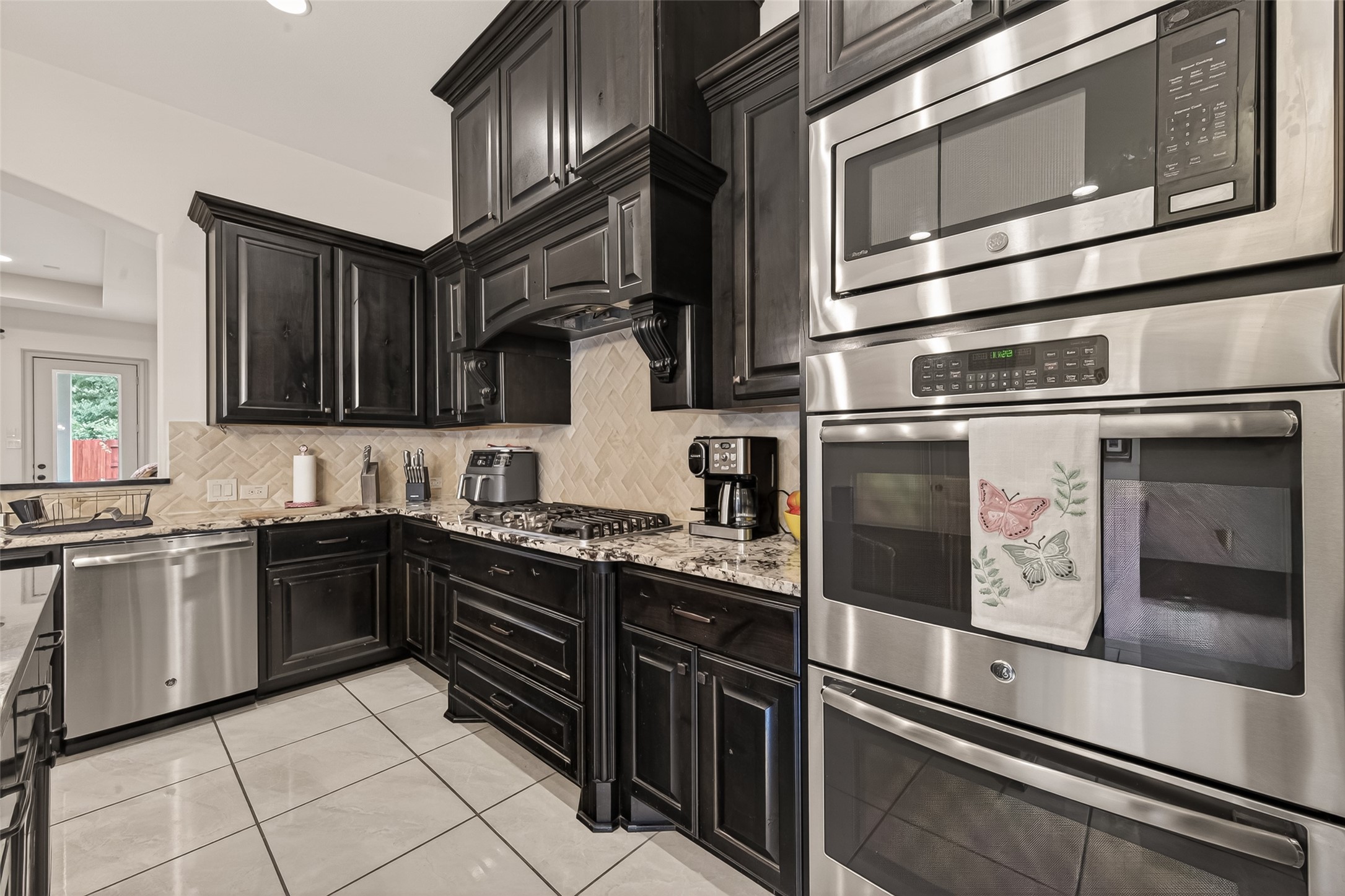 2515 Avon Gate Court Property Photo 18