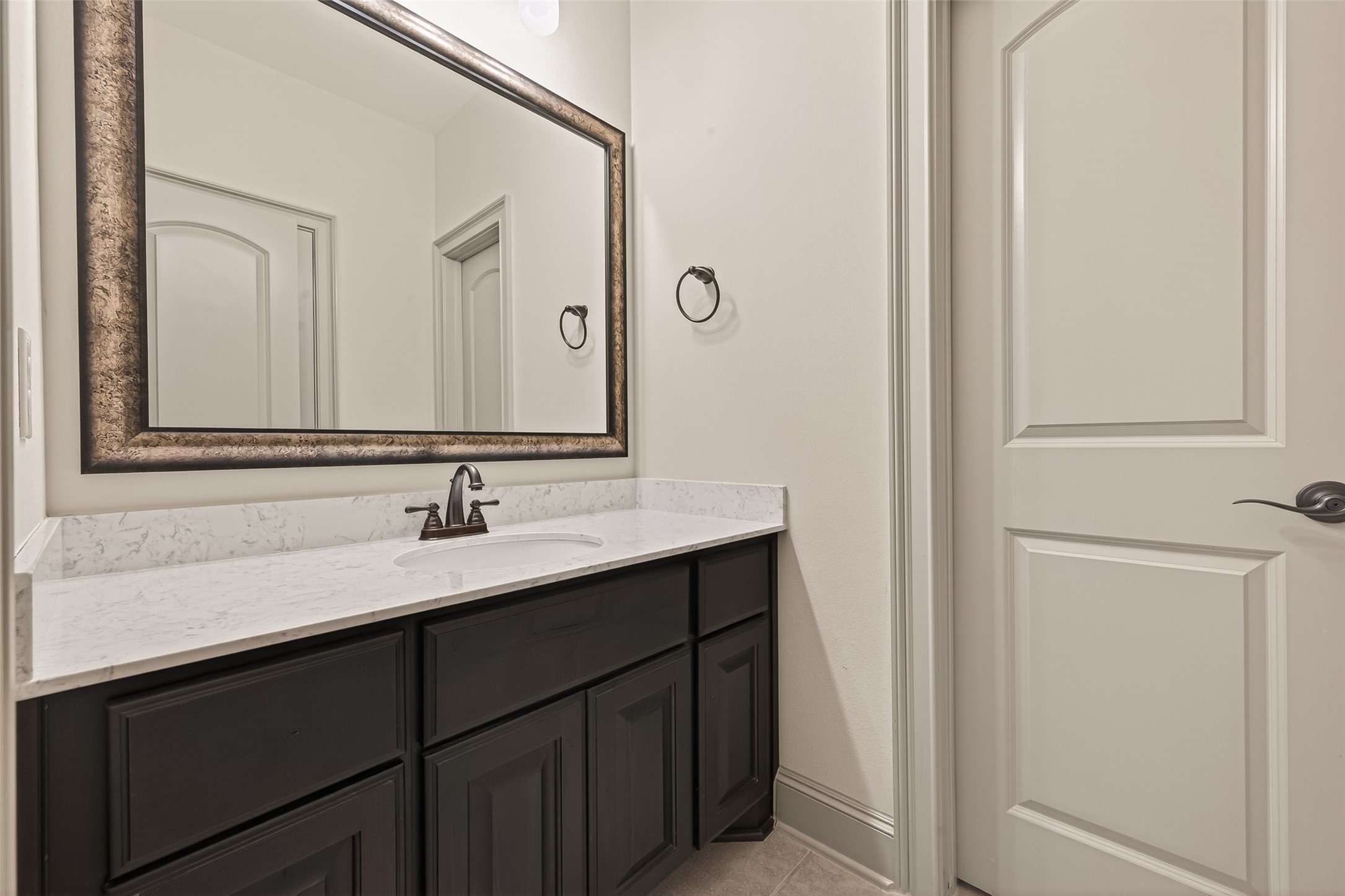 2515 Avon Gate Court Property Photo 26