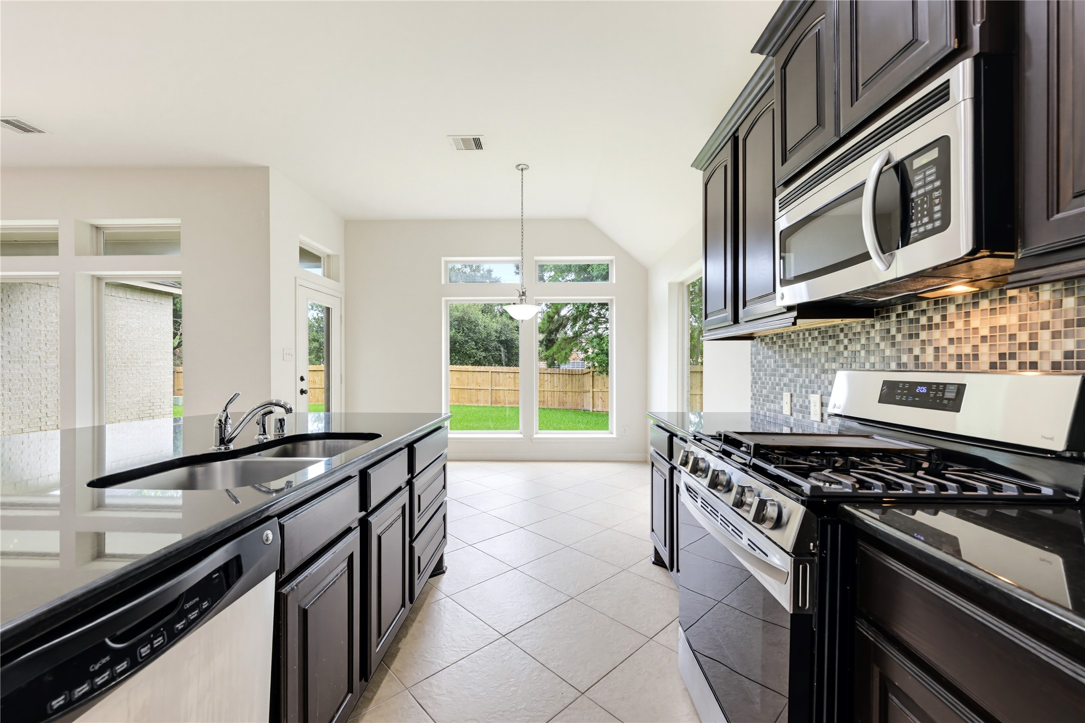 13310 Dove Shores Court Property Photo 14