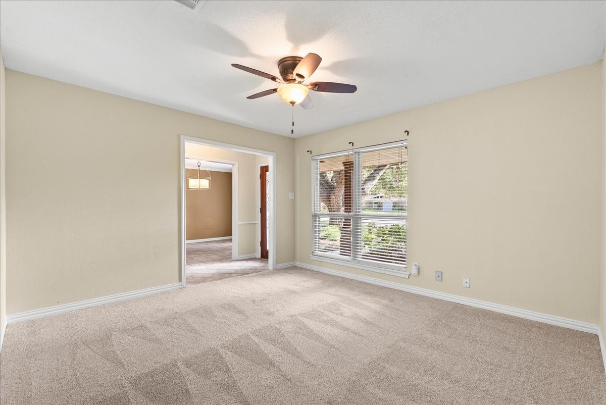 802 Riverside Drive Property Photo 5