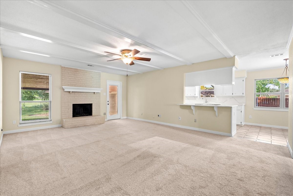 802 Riverside Drive Property Photo 6