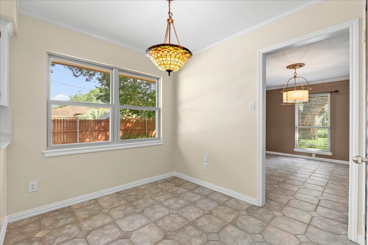 802 Riverside Drive Property Photo 8