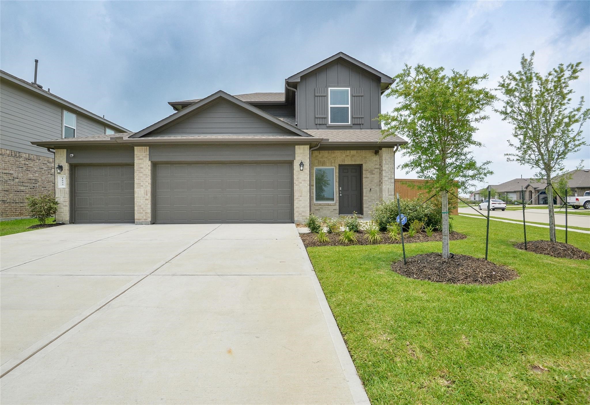 1055 Llano Trail Property Photo 1
