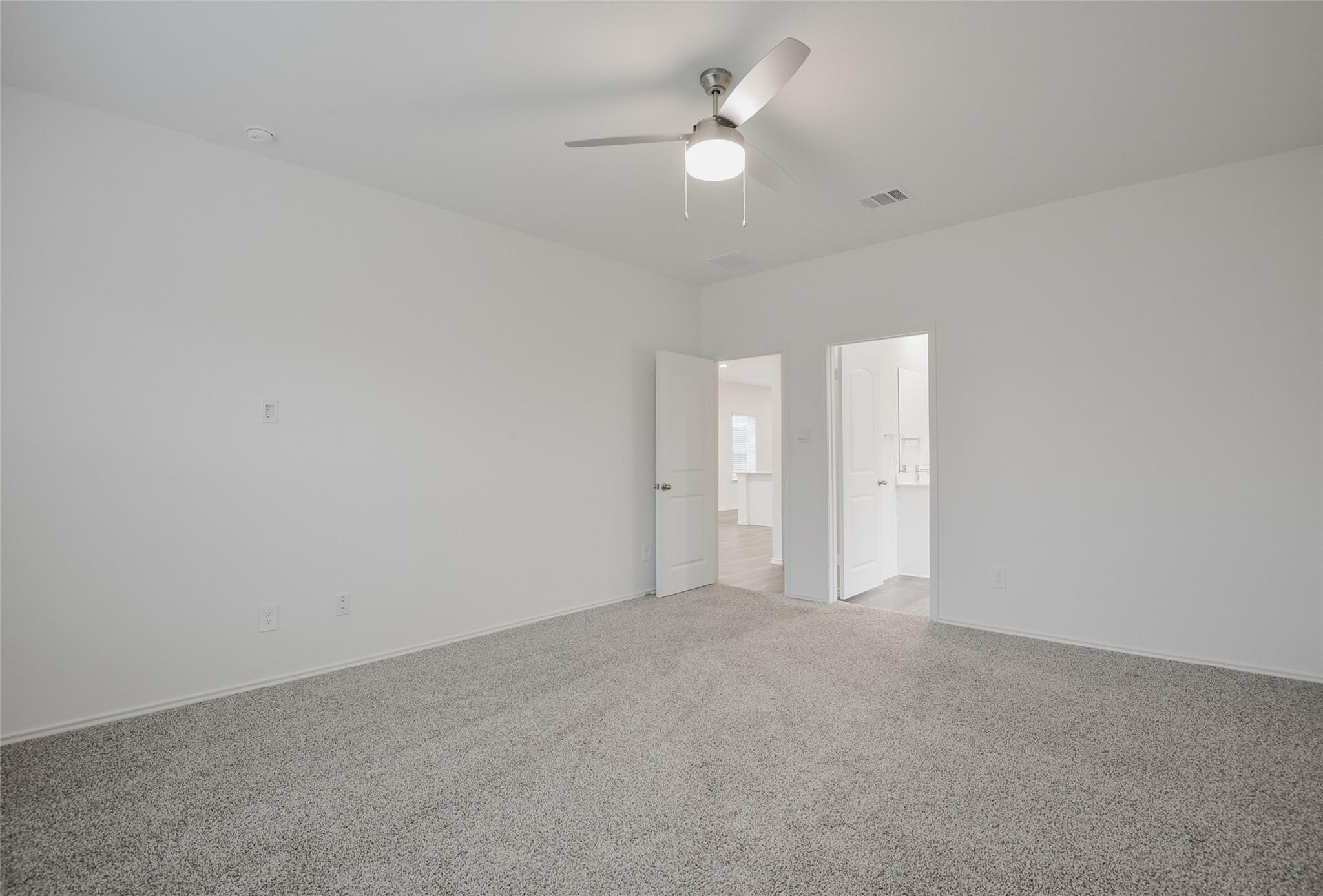 1055 Llano Trail Property Photo 21