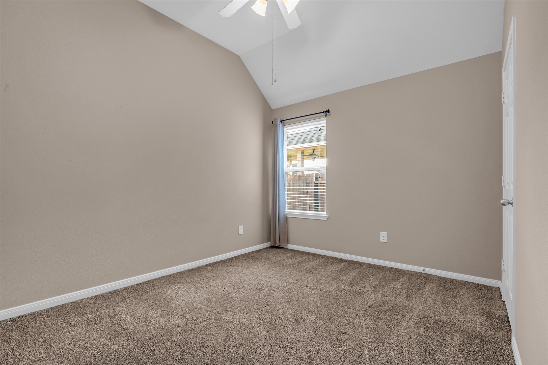 11638 Kensal Bay Lane Property Photo 20