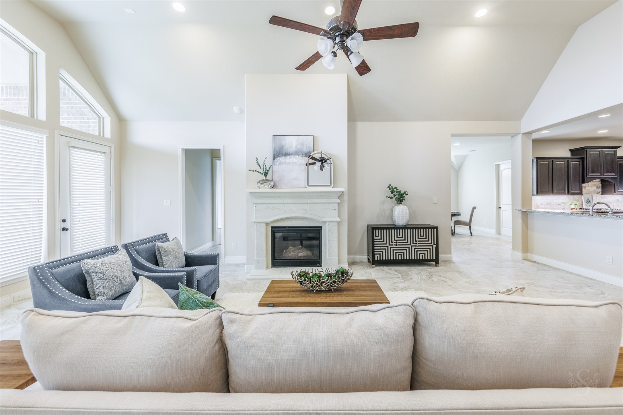 4903 Cancun Hills Court Property Photo