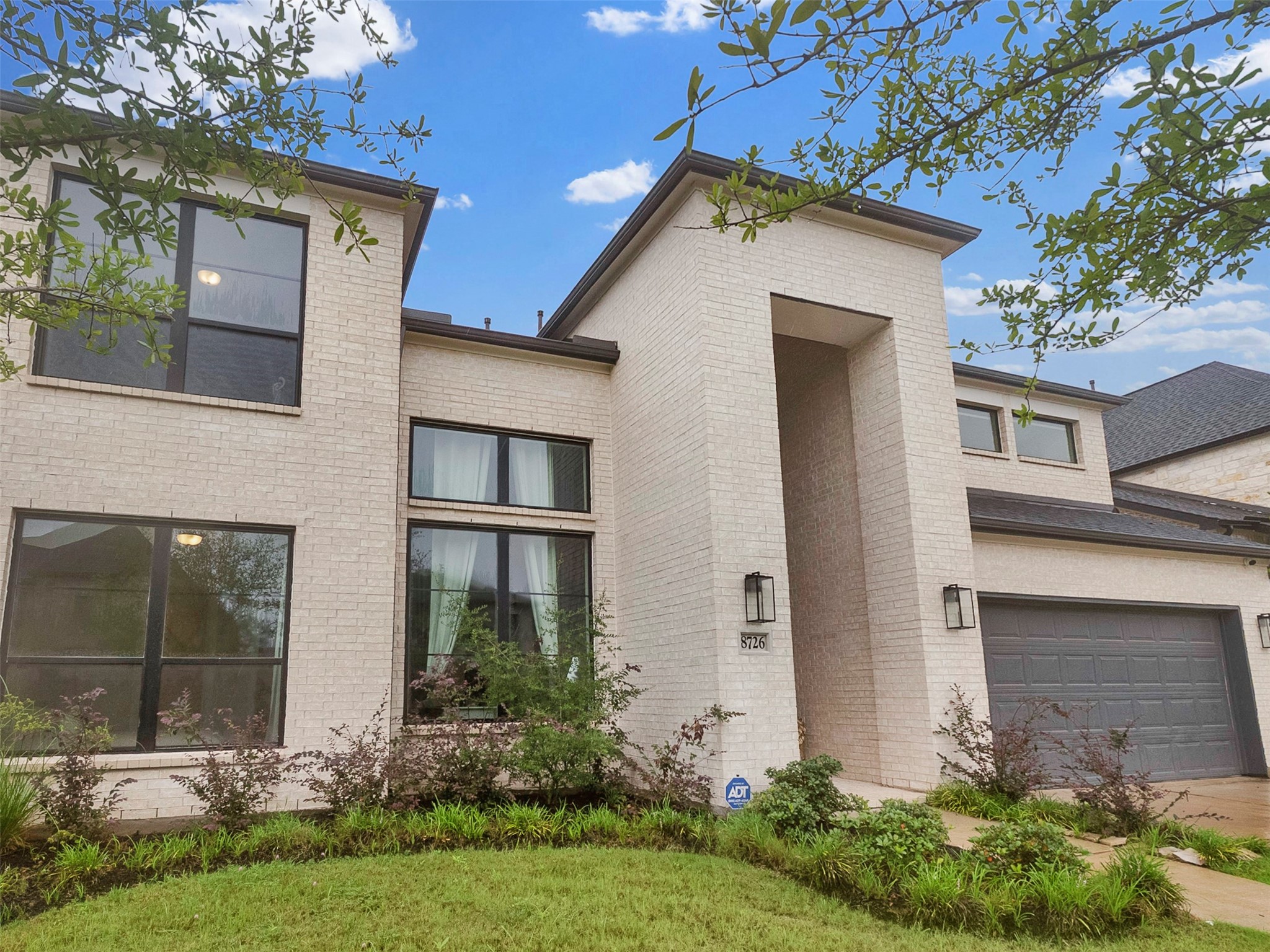 8726 Incandesce Rise Dr Drive Property Photo 4