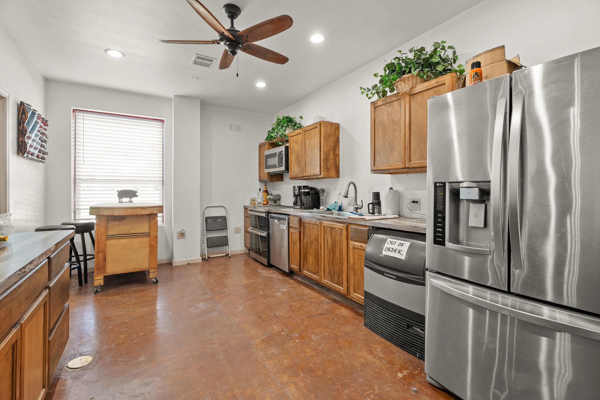 2576 County Road 144 Property Photo 13