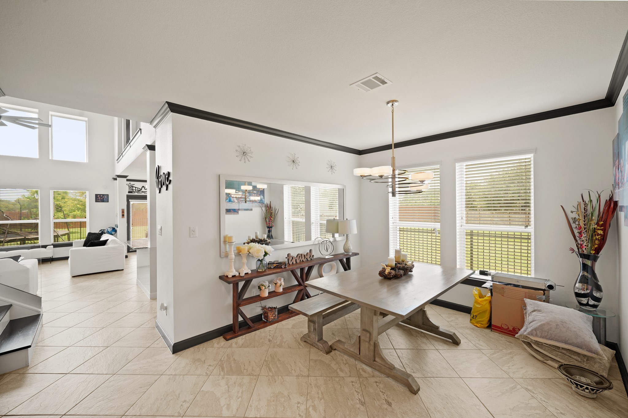 249 Castlegate Lane Property Photo 3