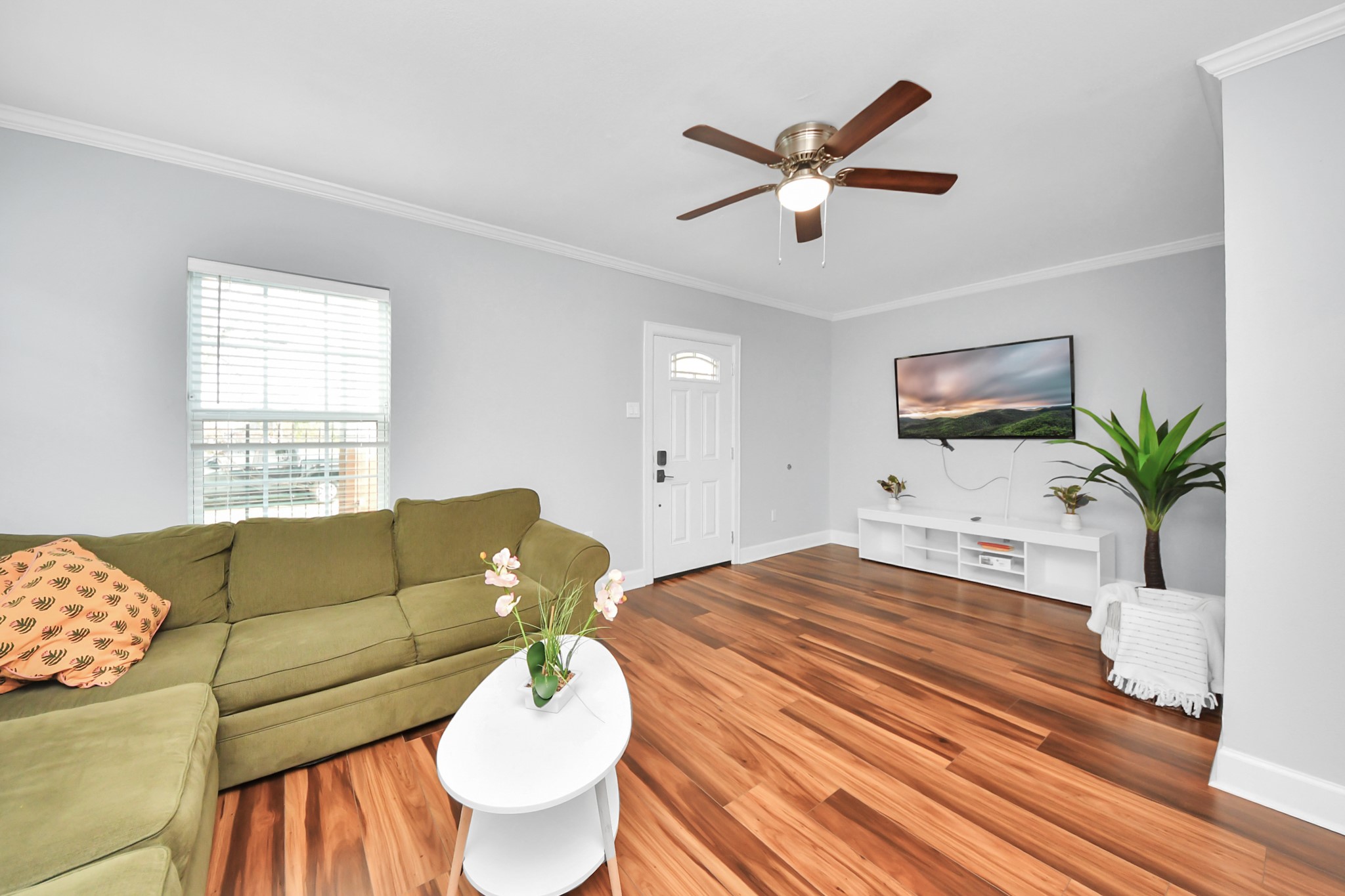 1508 Ridgewood Street Property Photo 4