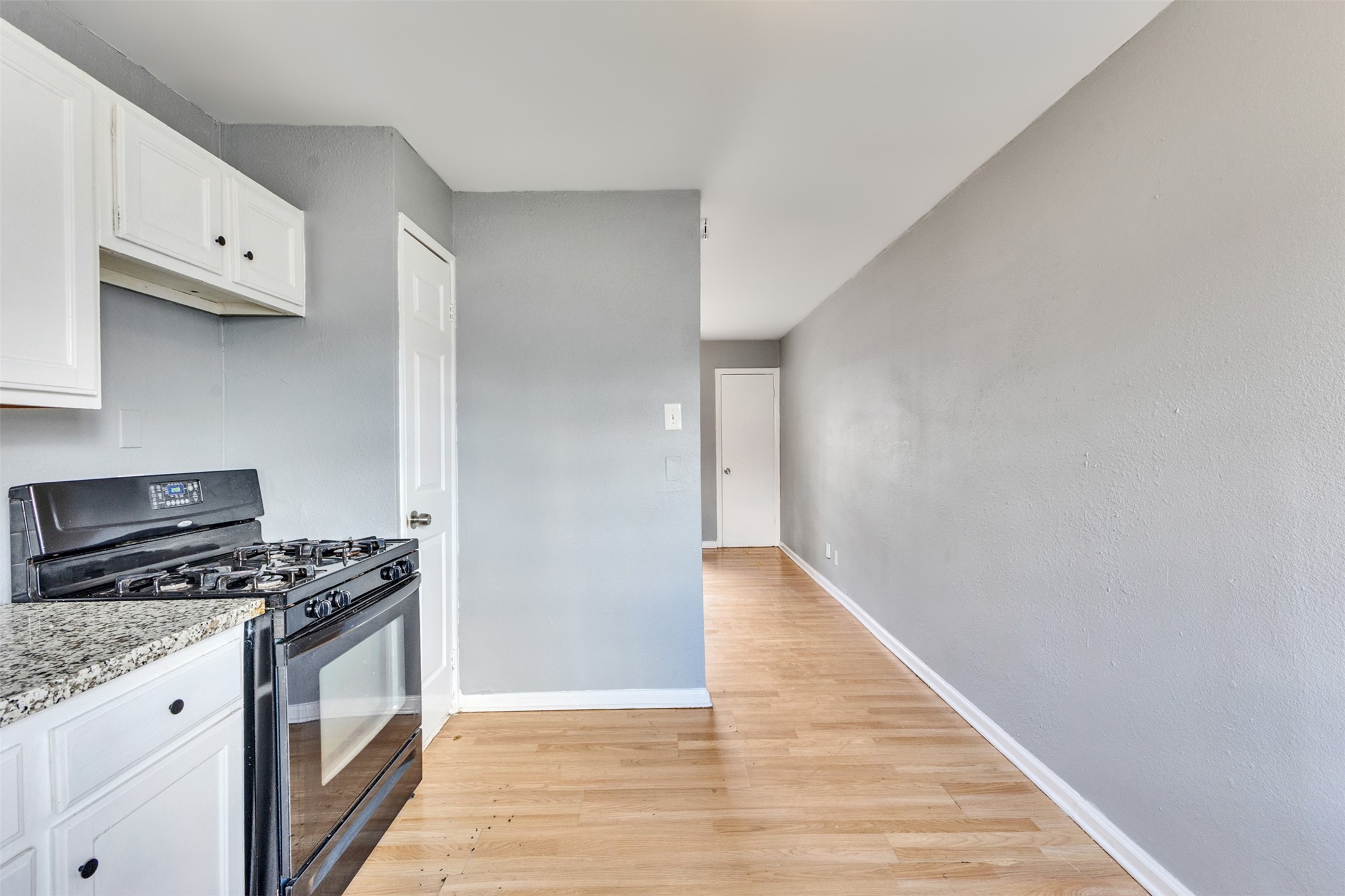 6822 Weston Street Property Photo 29