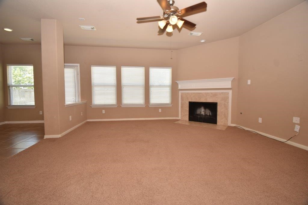 7027 Crockett Ridge Drive Property Photo 6