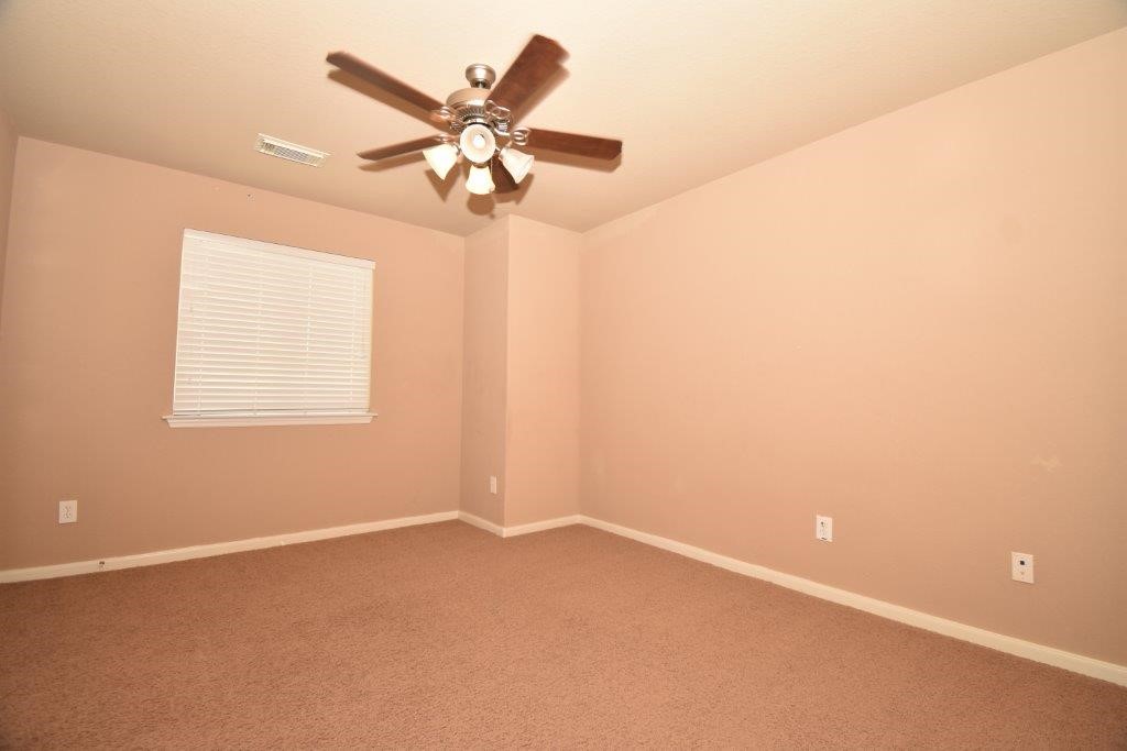 7027 Crockett Ridge Drive Property Photo 12