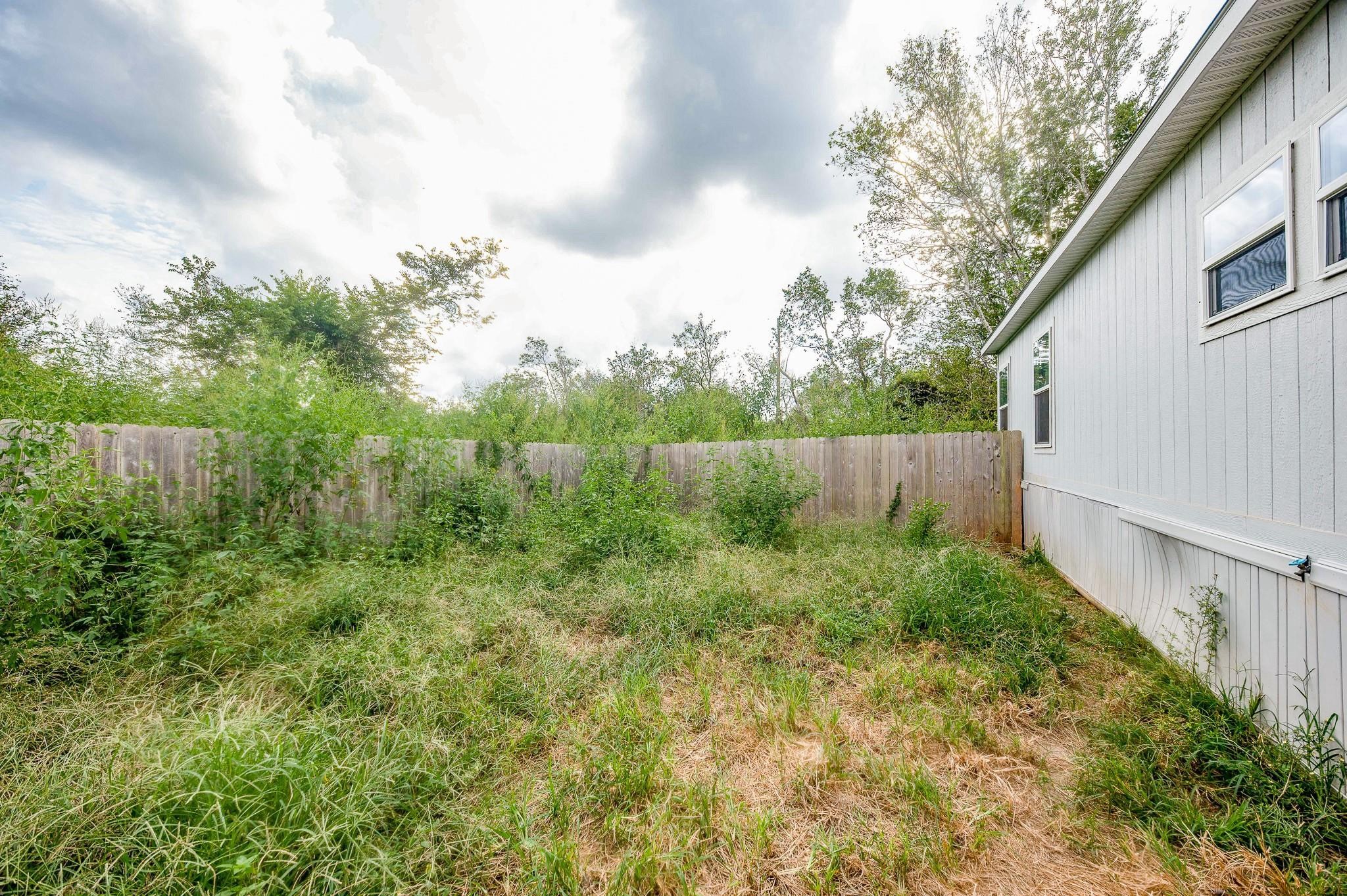 17619 Day Road Property Photo 15