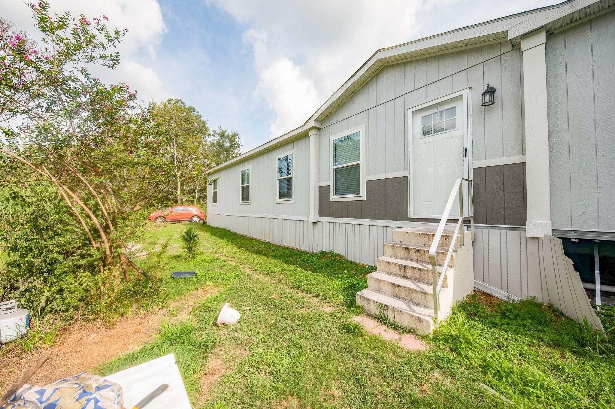 17619 Day Road Property Photo 16