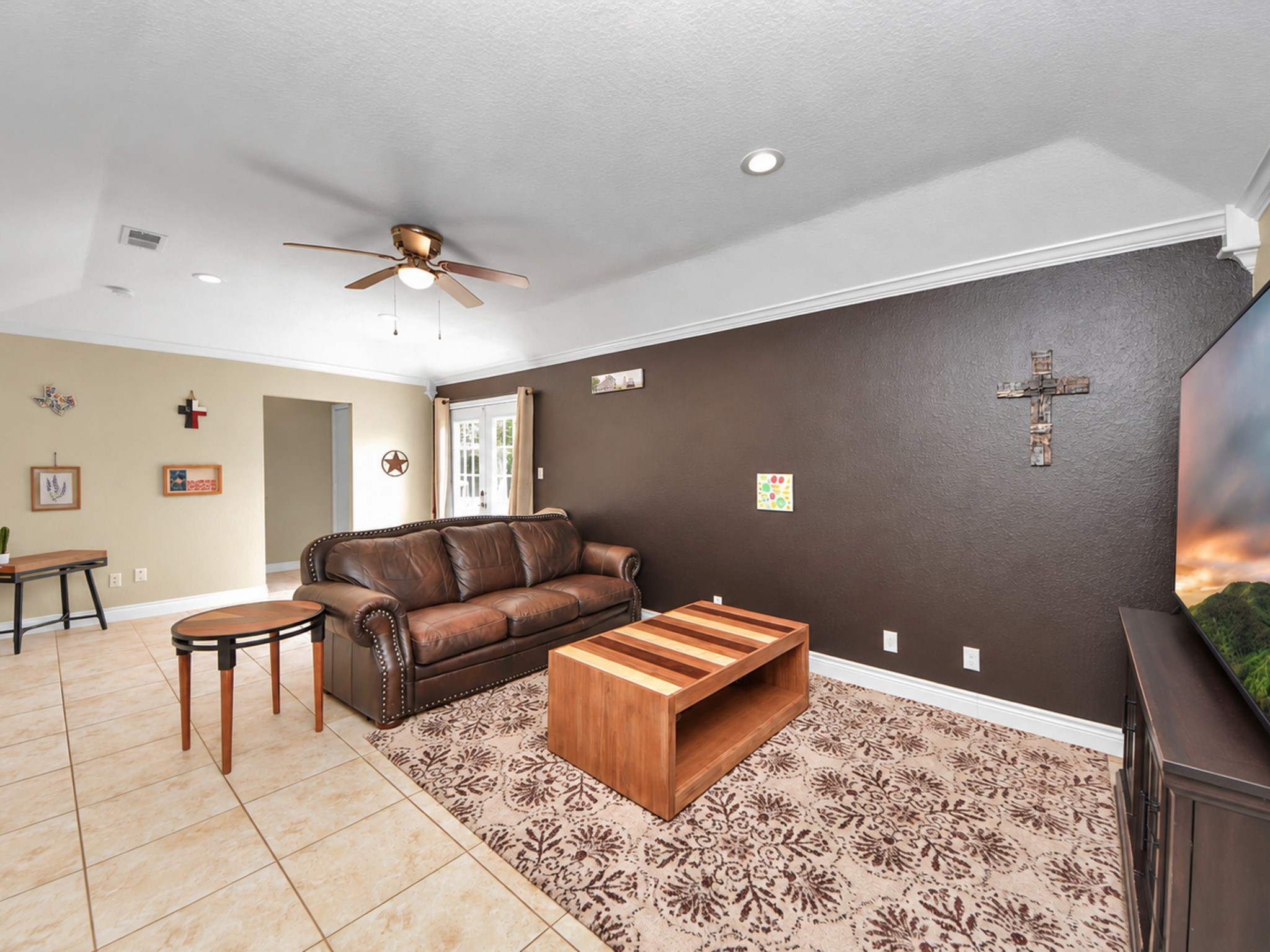 1910 Avenue L Property Photo 42