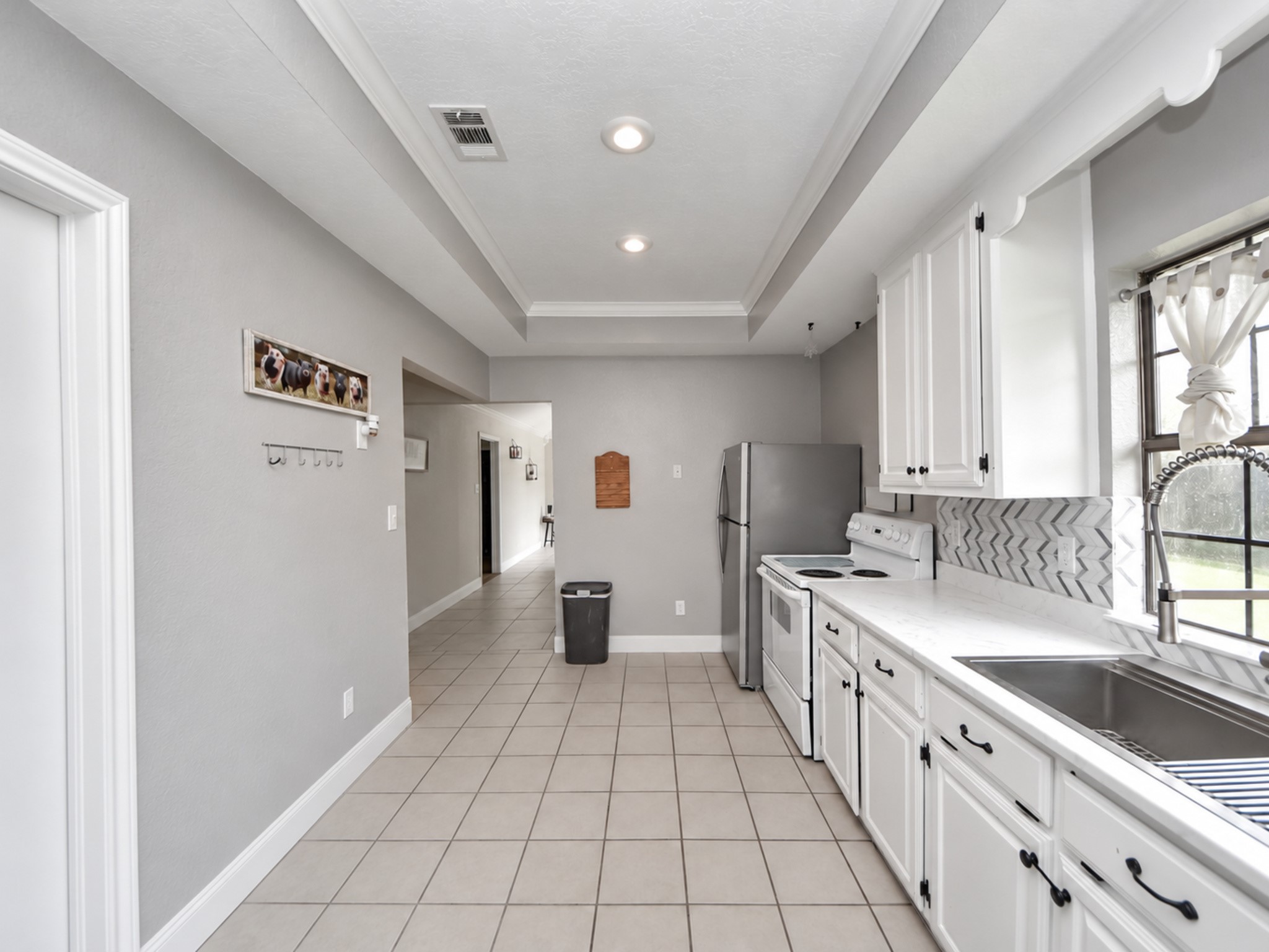 1910 Avenue L Property Photo 47