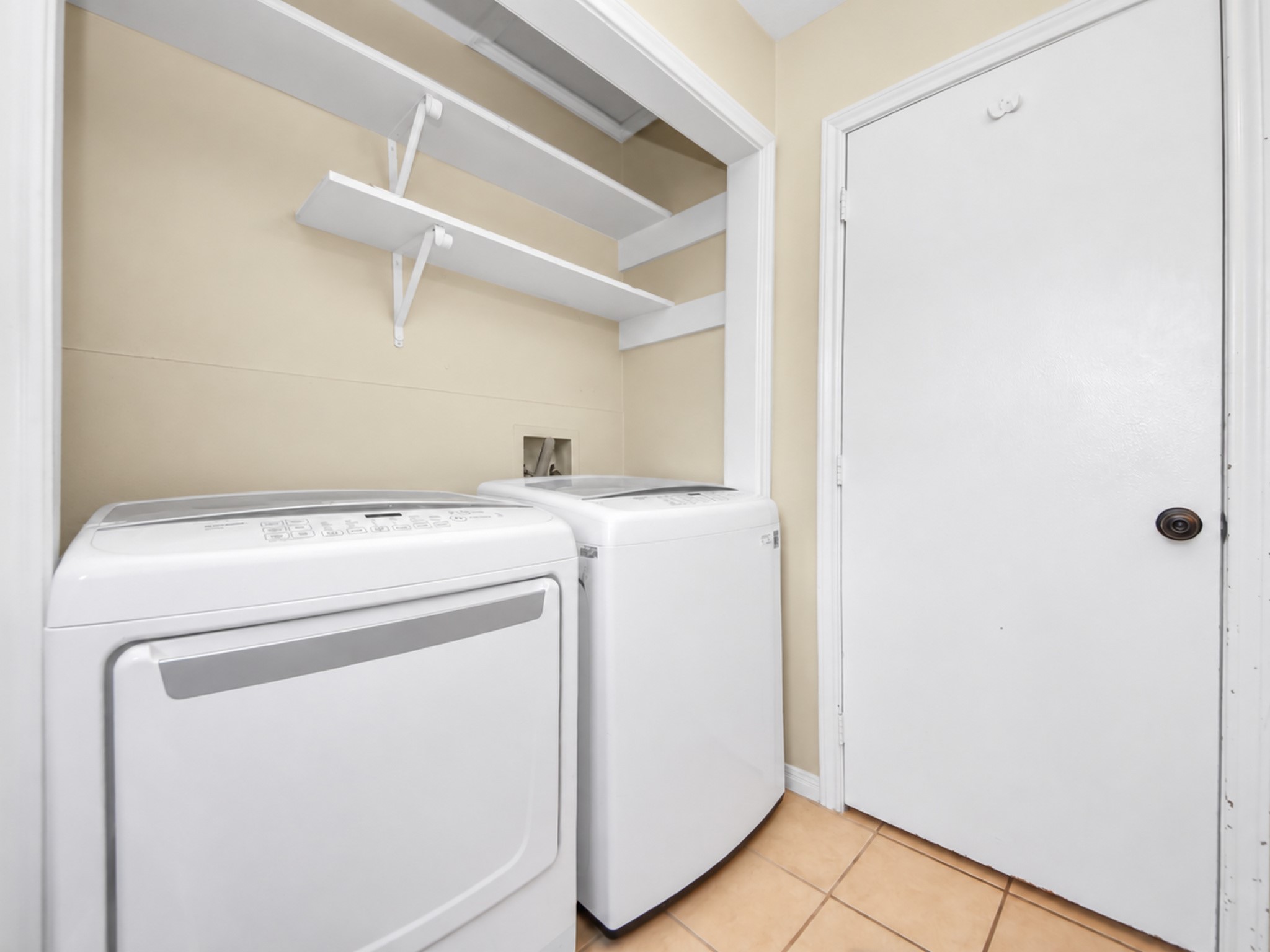 1910 Avenue L Property Photo 50