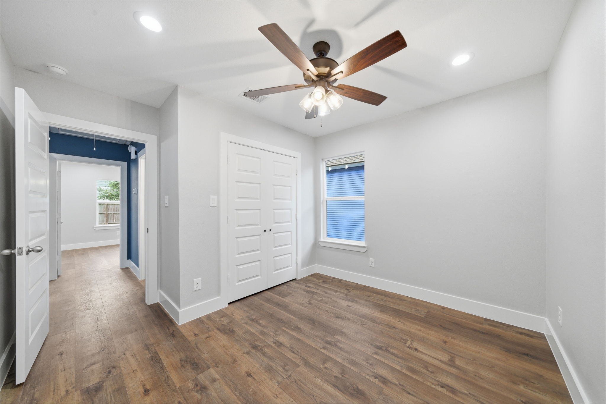 1210 Crockett Street Property Photo 14